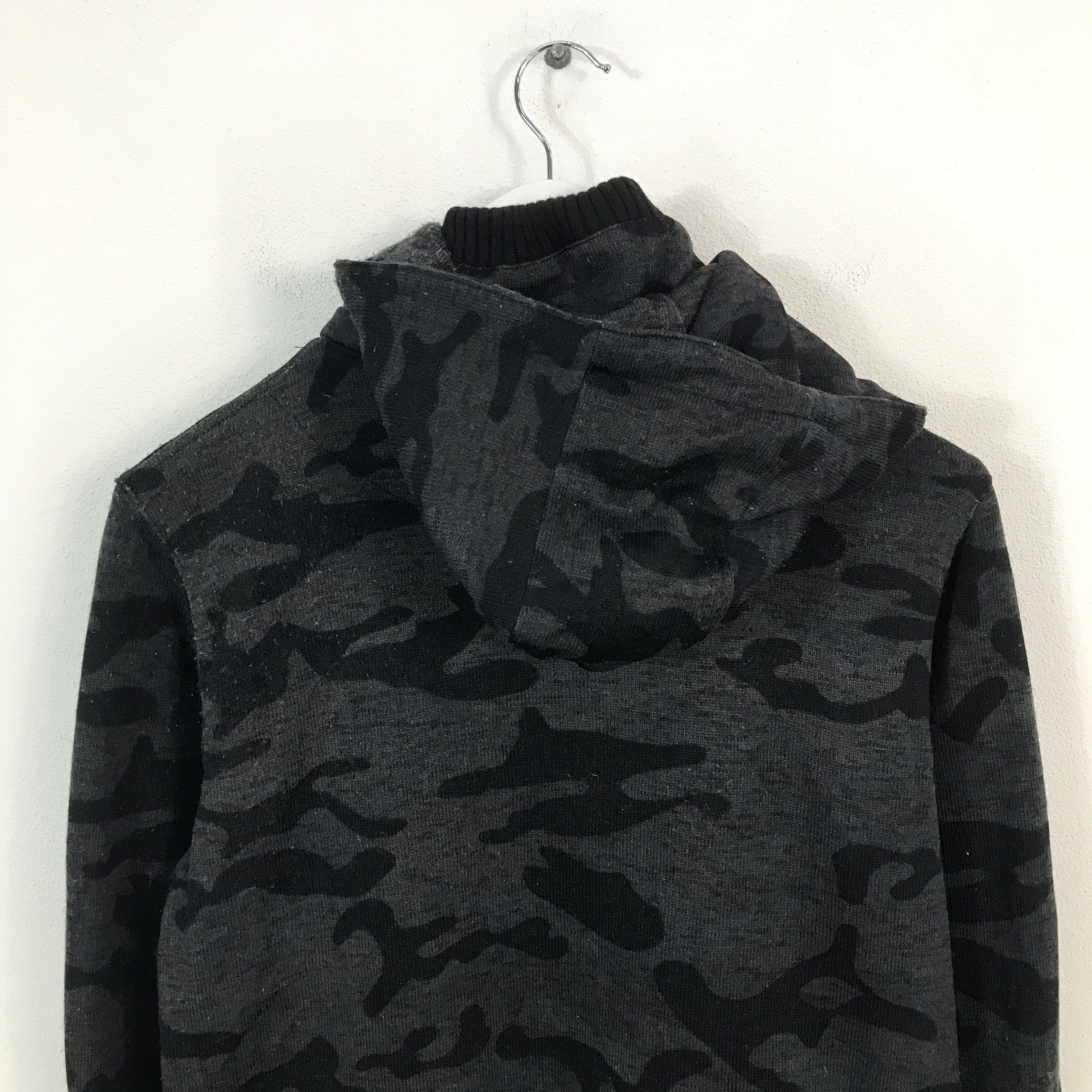 In The Attic × Japanese Brand in the attic Japan Hoodie Camo design jacket Size US L / EU 52-54 / 3 - 4 Thumbnail