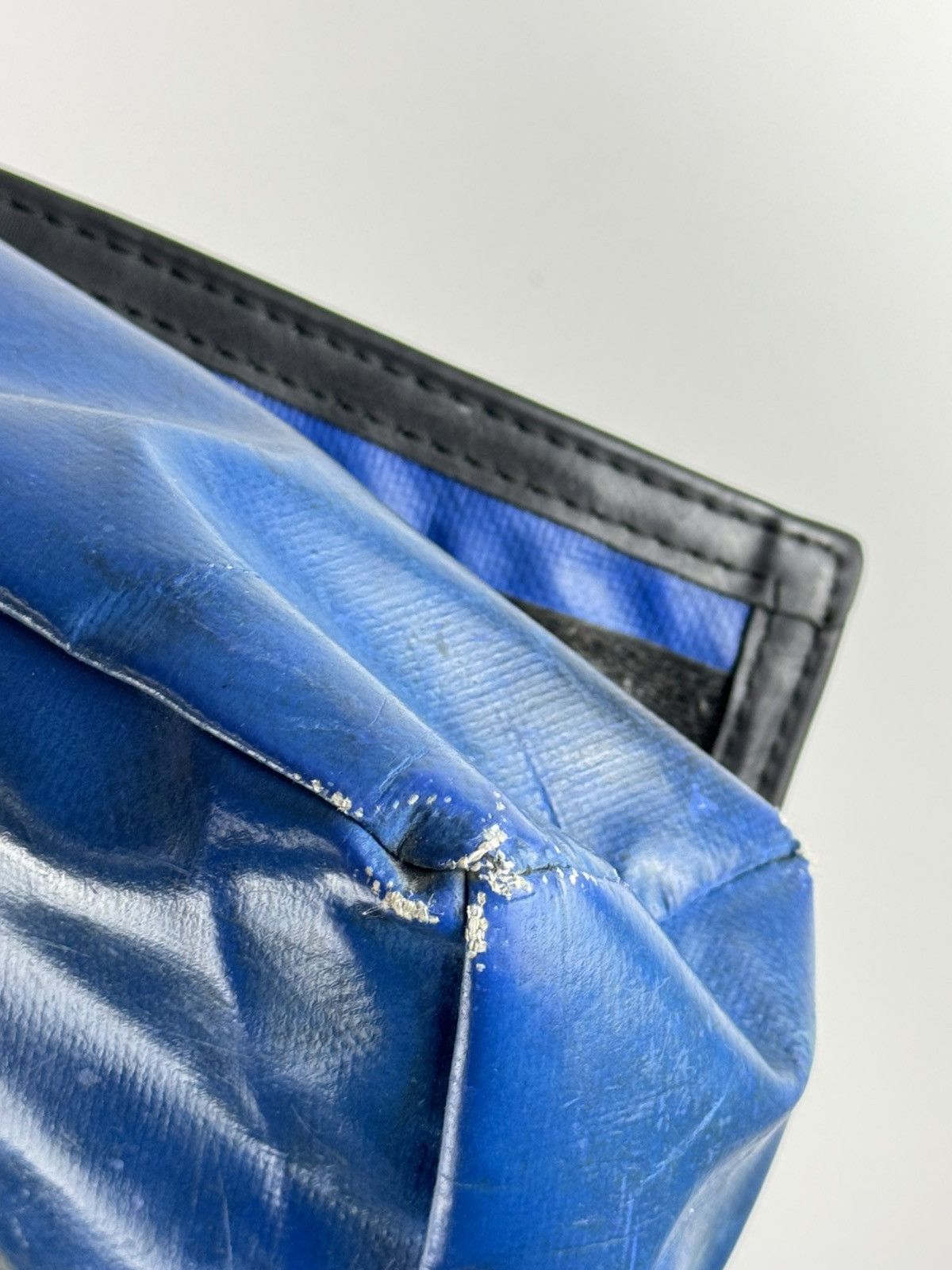 Freitag FREITAG F11 Lassie Messenger Bag Blue Yellow Recycled Truck Size ONE SIZE - 12 Thumbnail