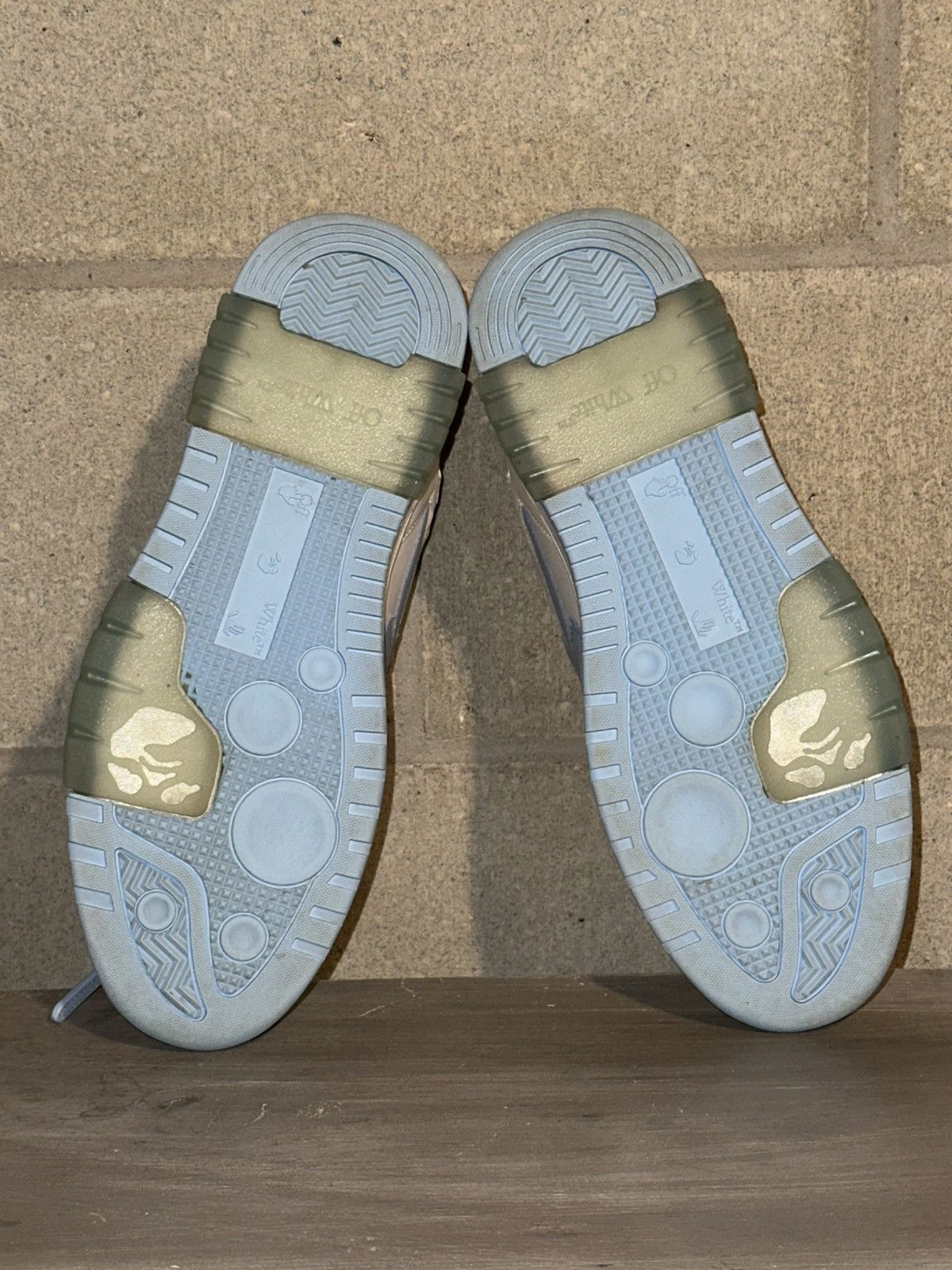 Off-White Off White, Out Of Office, White Light Blue Size US 10 / EU 43 - 6 Thumbnail