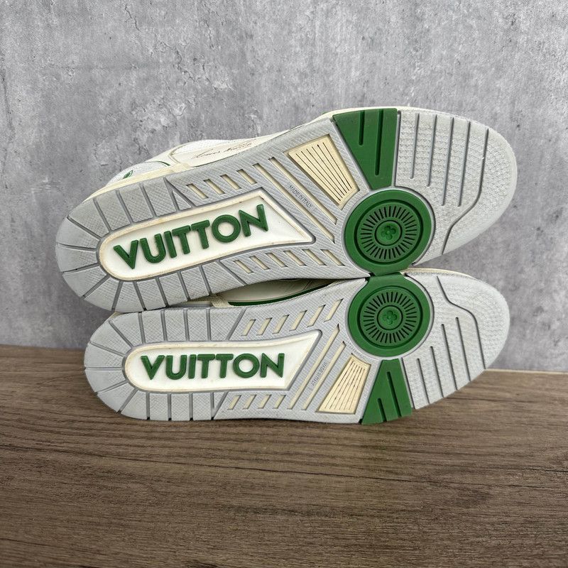 Louis Vuitton Louis Vuitton Classic Trainer Sneakers in White and Green - Size US 9.5 / EU 42-43 - 4 Thumbnail