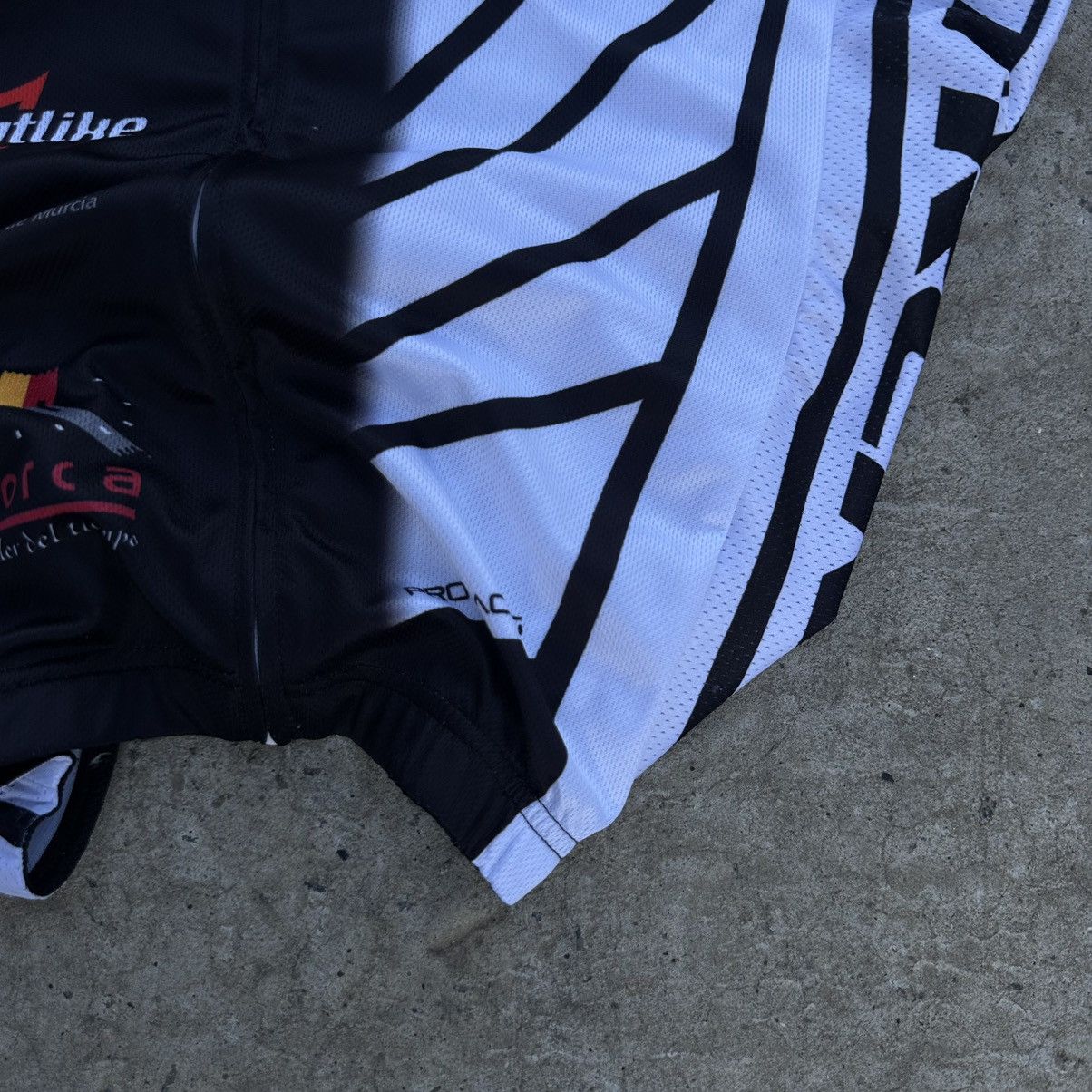 Salem Sportswear Vintage Cycle Jersey Wild Wolf Trek Y2K Sport-wear Velo 00s Size US L / EU 52-54 / 3 - 5 Thumbnail