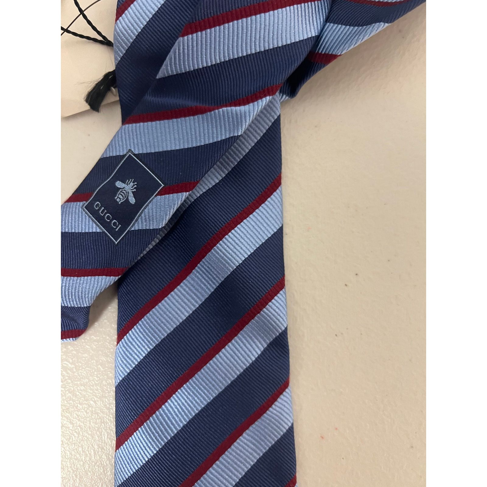 Gucci Gucci Blue and Red Diagonal Striped Silk Tie Size ONE SIZE - 4 Thumbnail
