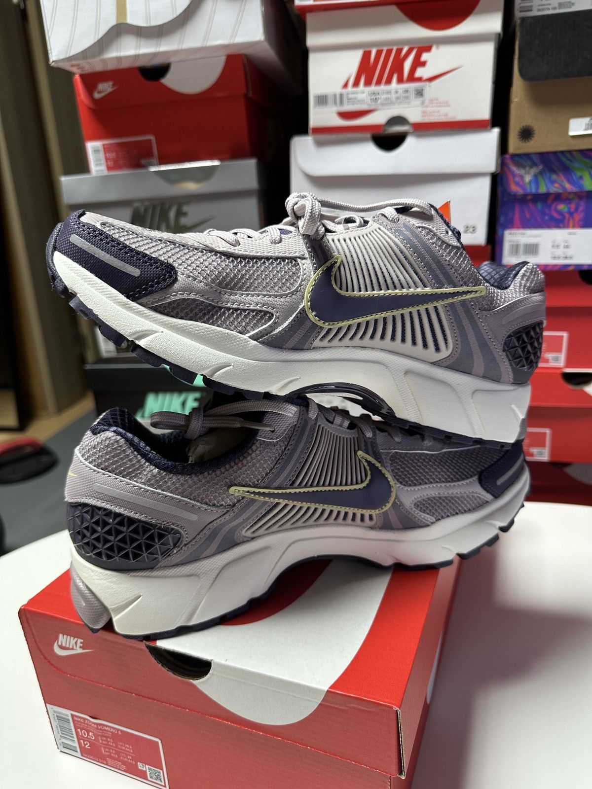 Nike New Nike Vomero 5 Platinum Violet Men Sz 10.5 WMN Sz 12 Size US 10.5 / EU 43-44 - 3 Thumbnail