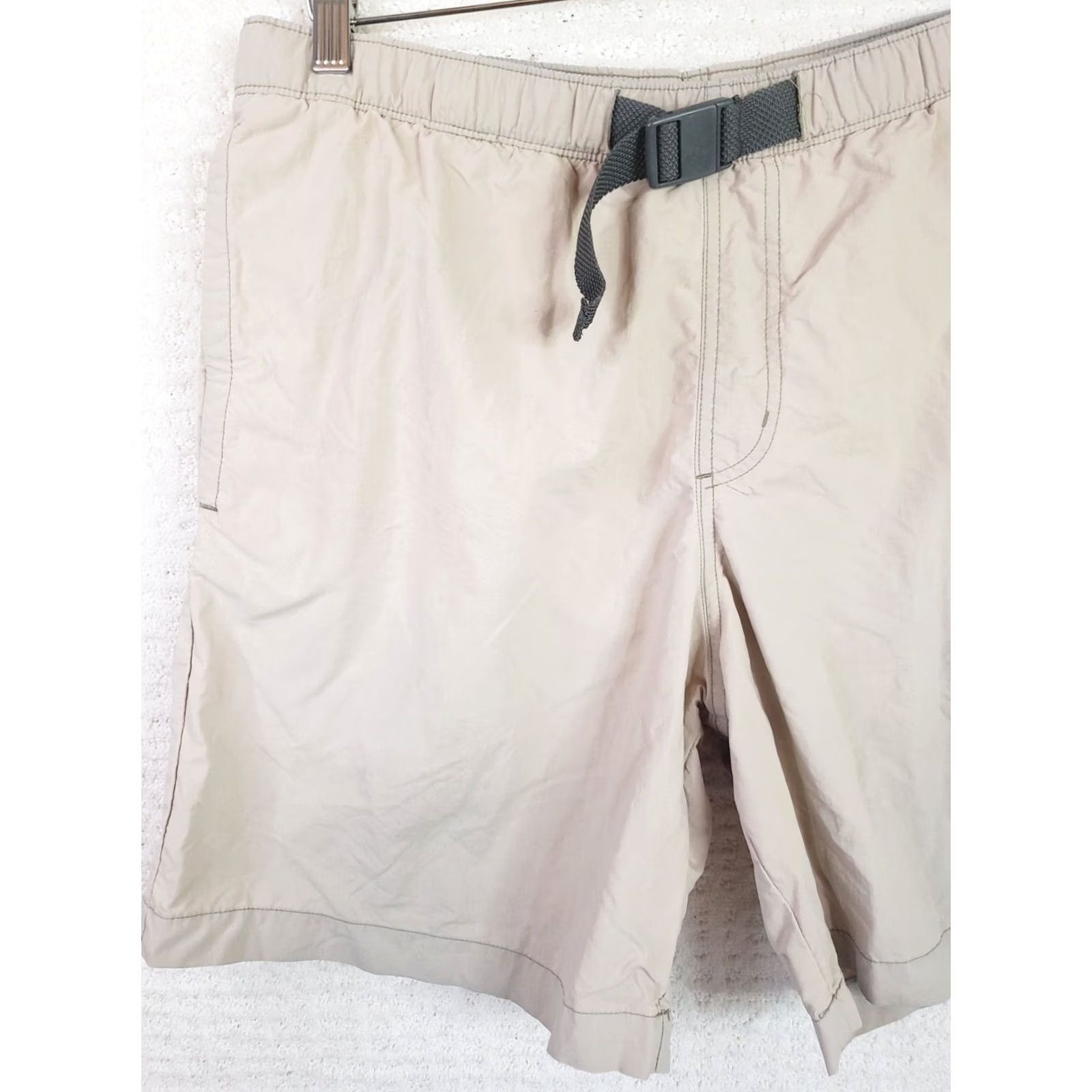 Vintage Columbia Shorts Mens M Medium Beige Belted Cargo Pocket Nylon Outdoor Casual Travel Event 60s Mens Size US 31 - 2 Thumbnail