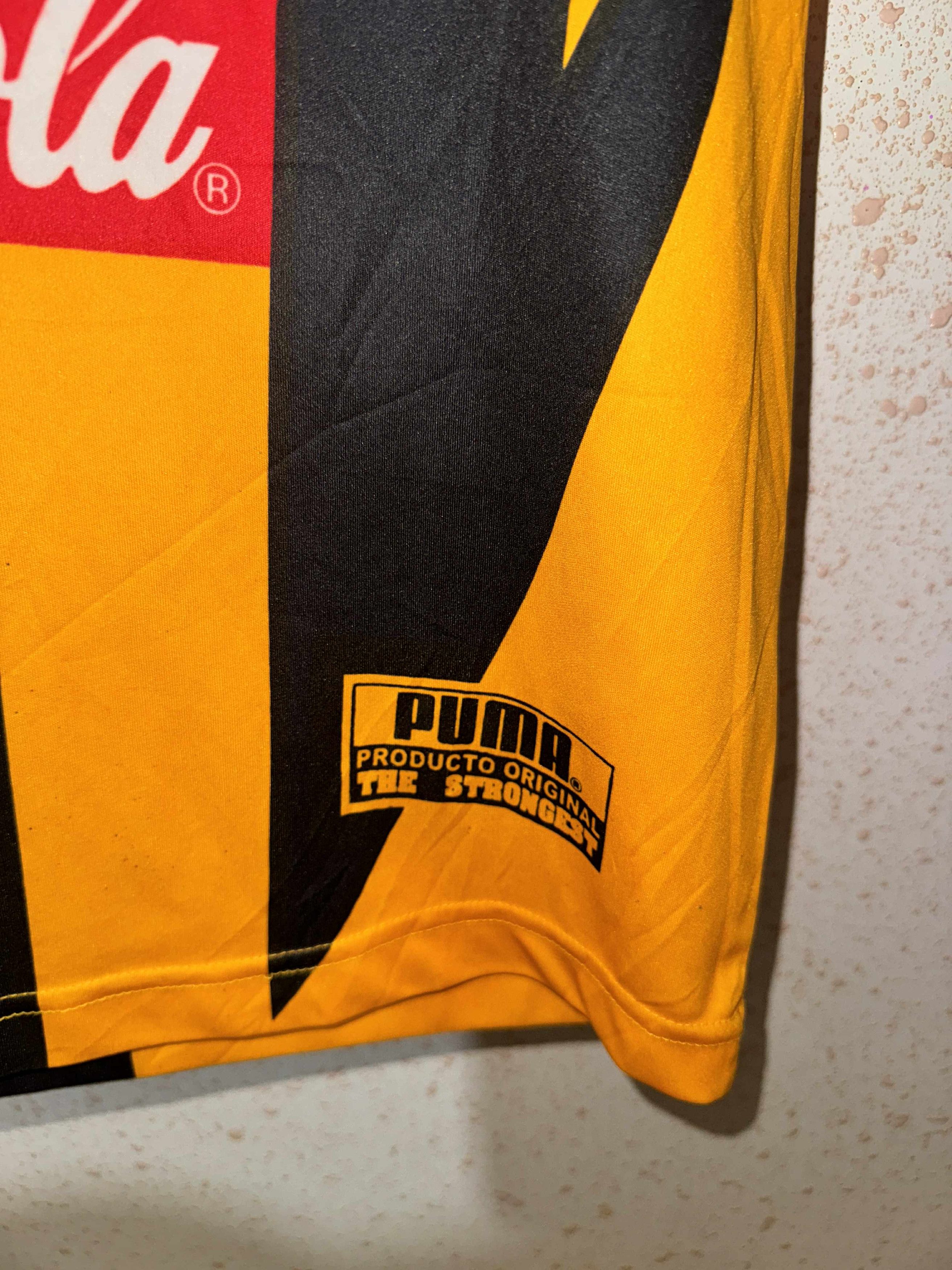 Puma × Vintage The Strongest 2003 Home Shirt Puma - Number #6 Size US M / EU 48-50 / 2 - 6 Thumbnail
