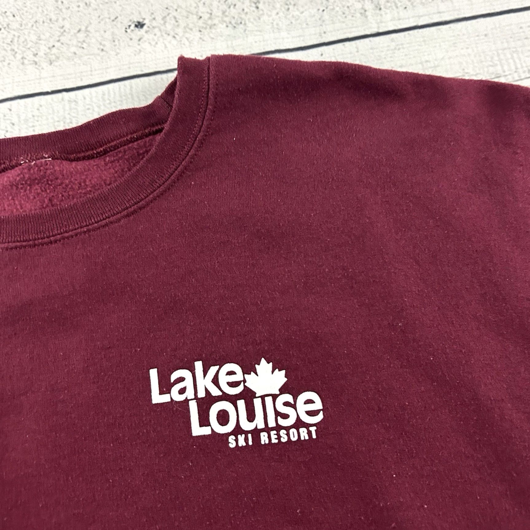Vintage Lake Louise Ski Resort Canada Pullover Crewneck Sweatshirt Men's XL Maroon Red Ski Pullover Mens XL Size US XL / EU 56 / 4 - 2 Thumbnail