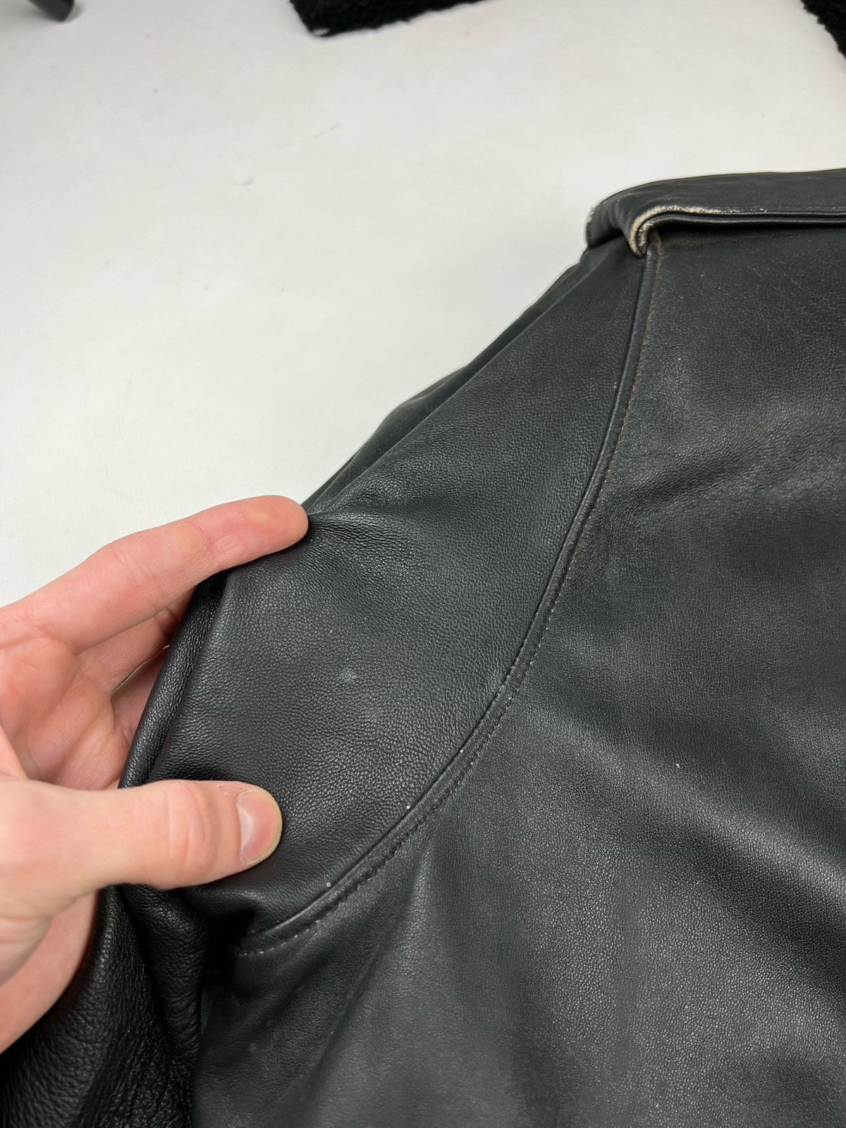 Vintage Vintage Perfecto Leather Jacket Distressed Size US XL / EU 56 / 4 - 9 Thumbnail