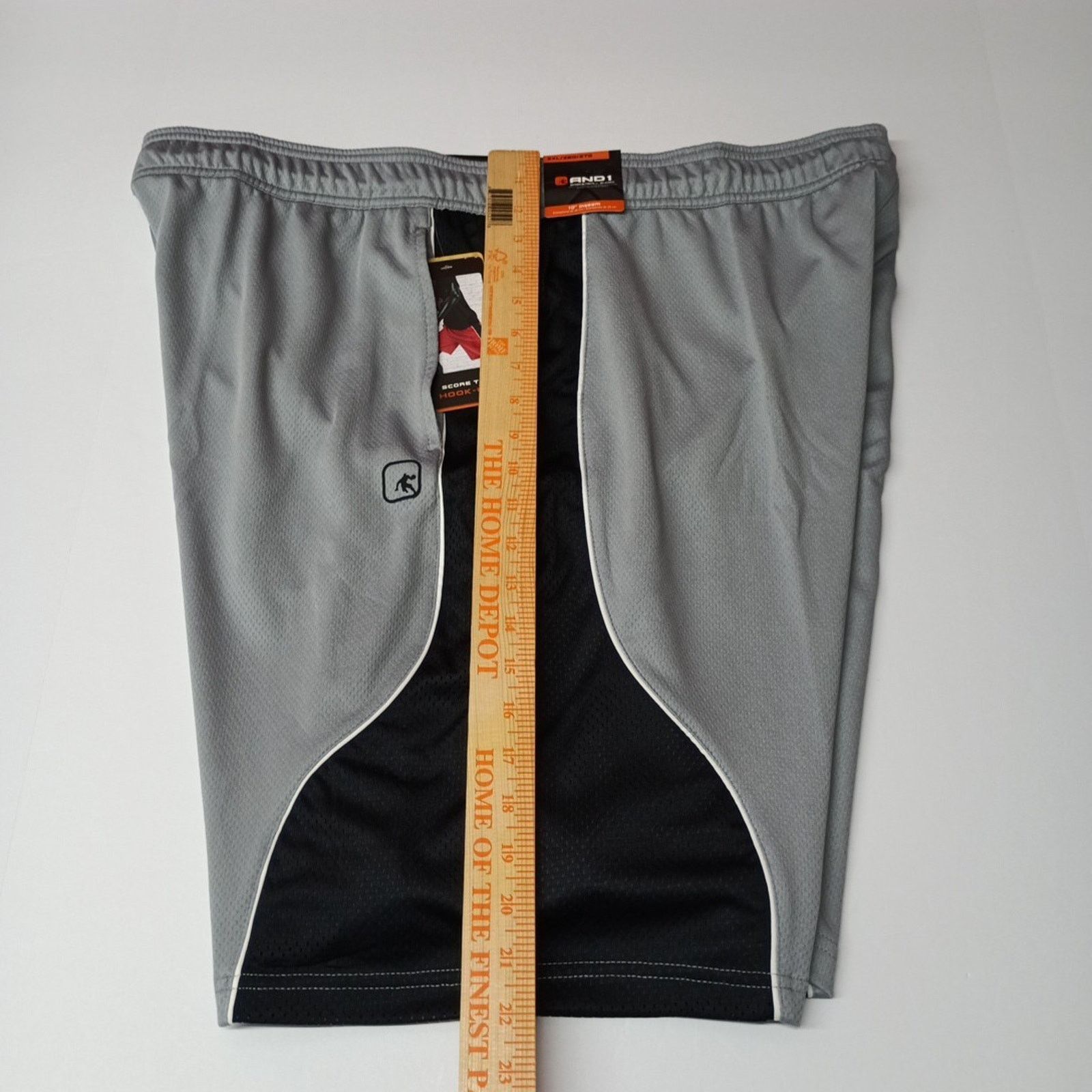 Other AND1 Basketball Shorts Men’s Size 2XL Gray Black 10" Inseam Size US 40 / EU 56 - 7 Thumbnail