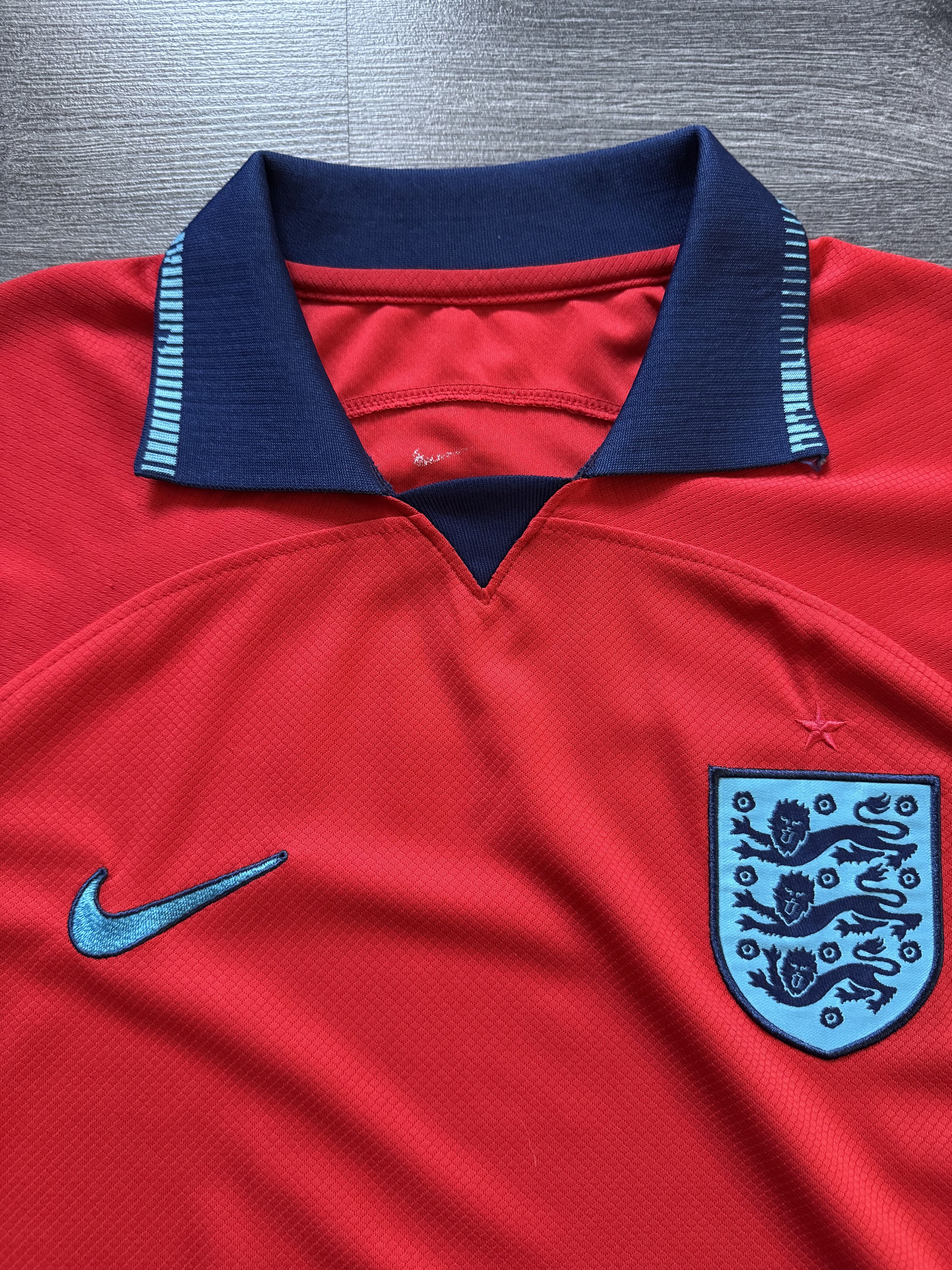 Nike Nike England Men’s soccer jersey drill Size US L / EU 52-54 / 3 - 6 Thumbnail