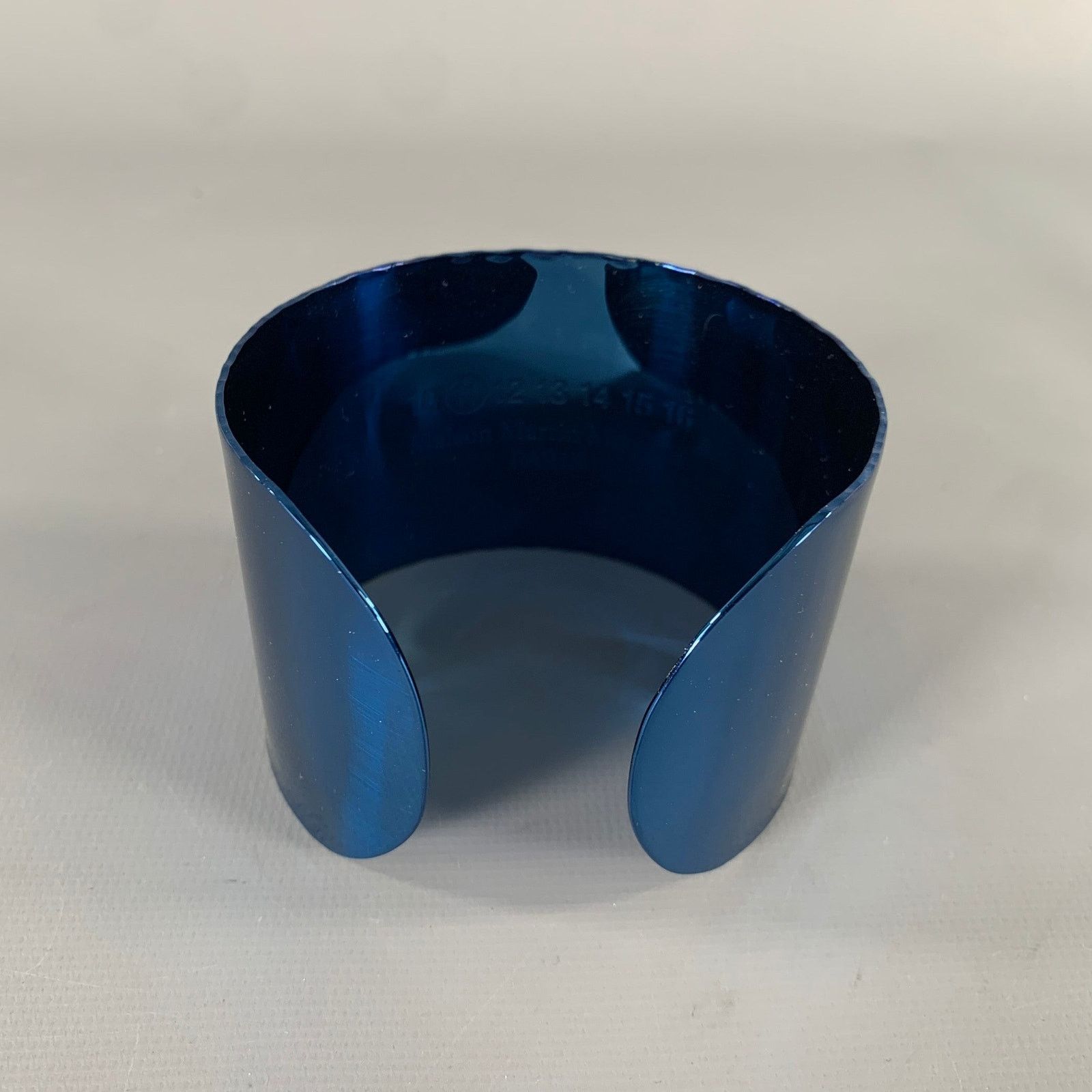 Maison Margiela MAISON MARTIN MARGIELA Blue Metallic Metal Bracelet Size ONE SIZE - 2 Thumbnail