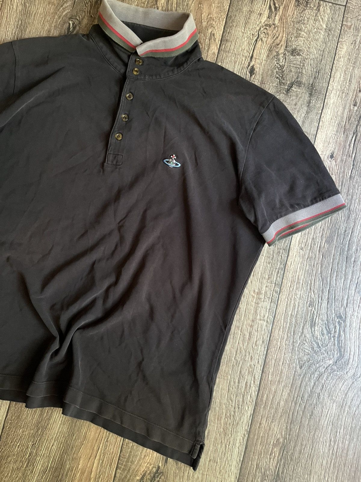 Vivienne Westwood Vivienne Westwood Orb Logo Faded Distressed Shirt Button Ups Size US XXL / EU 58 / 5 - 2 Thumbnail
