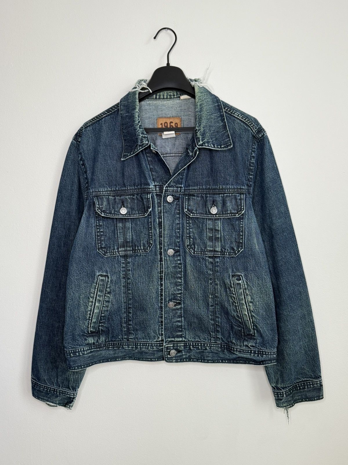 Gap Vintage 00’s GAP Unisex Denim Trucker Jacket Size L-M Size US M / EU 48-50 / 2 - 1 Thumbnail