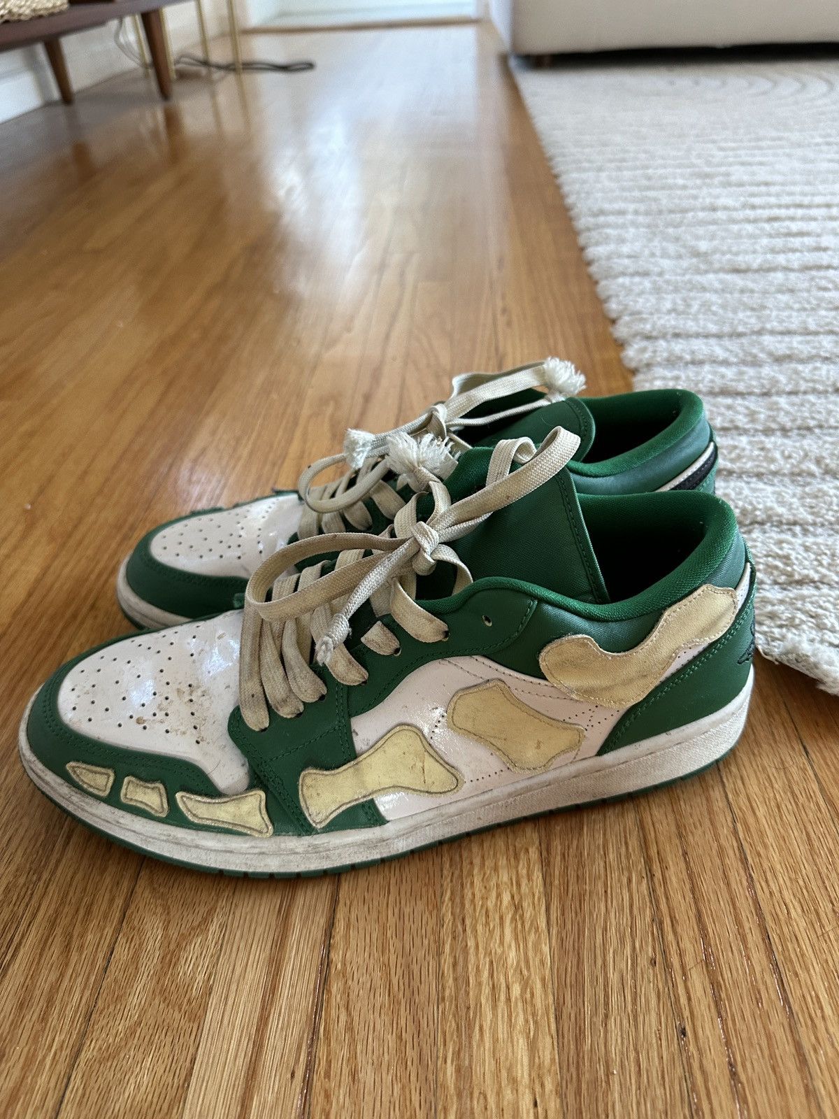 Jordan Brand × Nike Green and White Nike Jordan Custom Bone Shoes Size US 11 / EU 44 - 6 Thumbnail