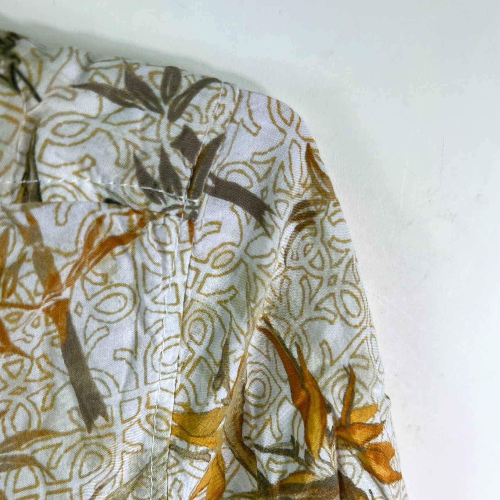 Vintage Margaritaville Shirt Mens XL Blue Floral Short Sleeve Button-Up Casual Regular Fit Garden Party Summer Comfort Size US XL / EU 56 / 4 - 2 Thumbnail