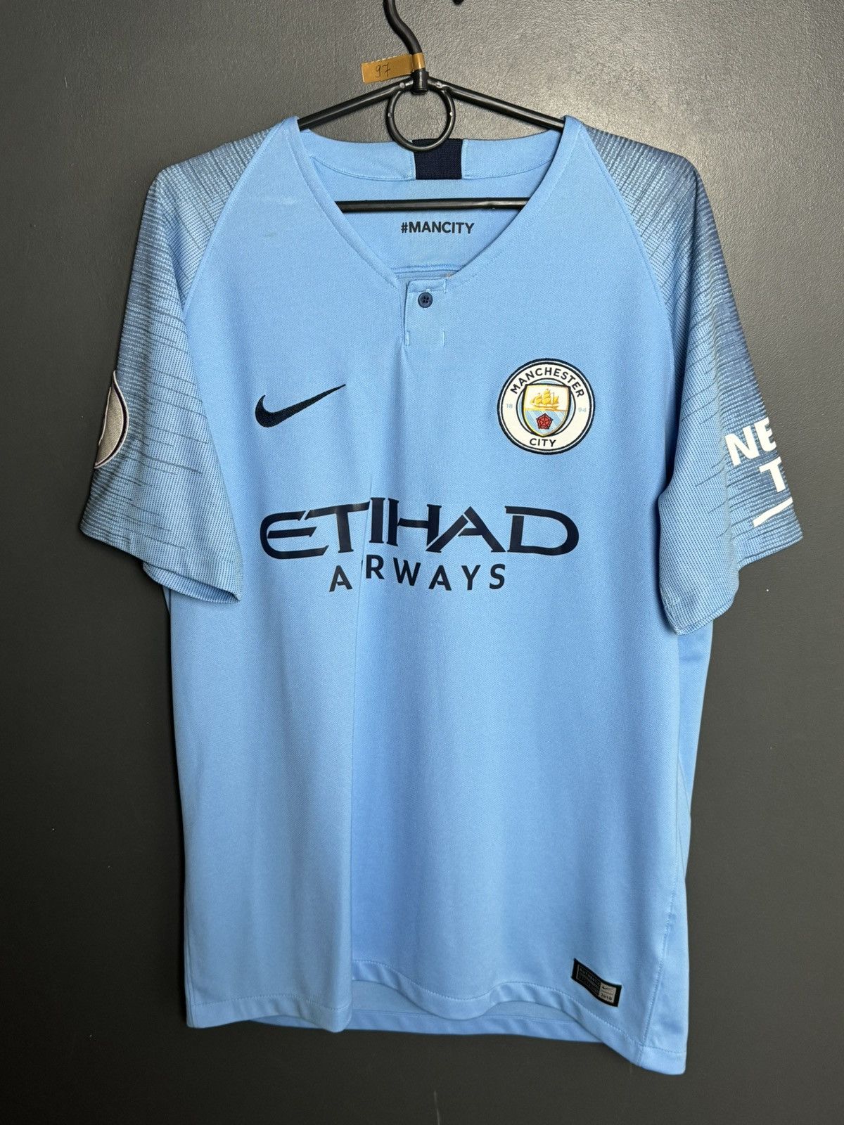 Nike Manchester City 18/19 Home Aguero Football Jersey Size US L / EU 52-54 / 3 - 2 Thumbnail