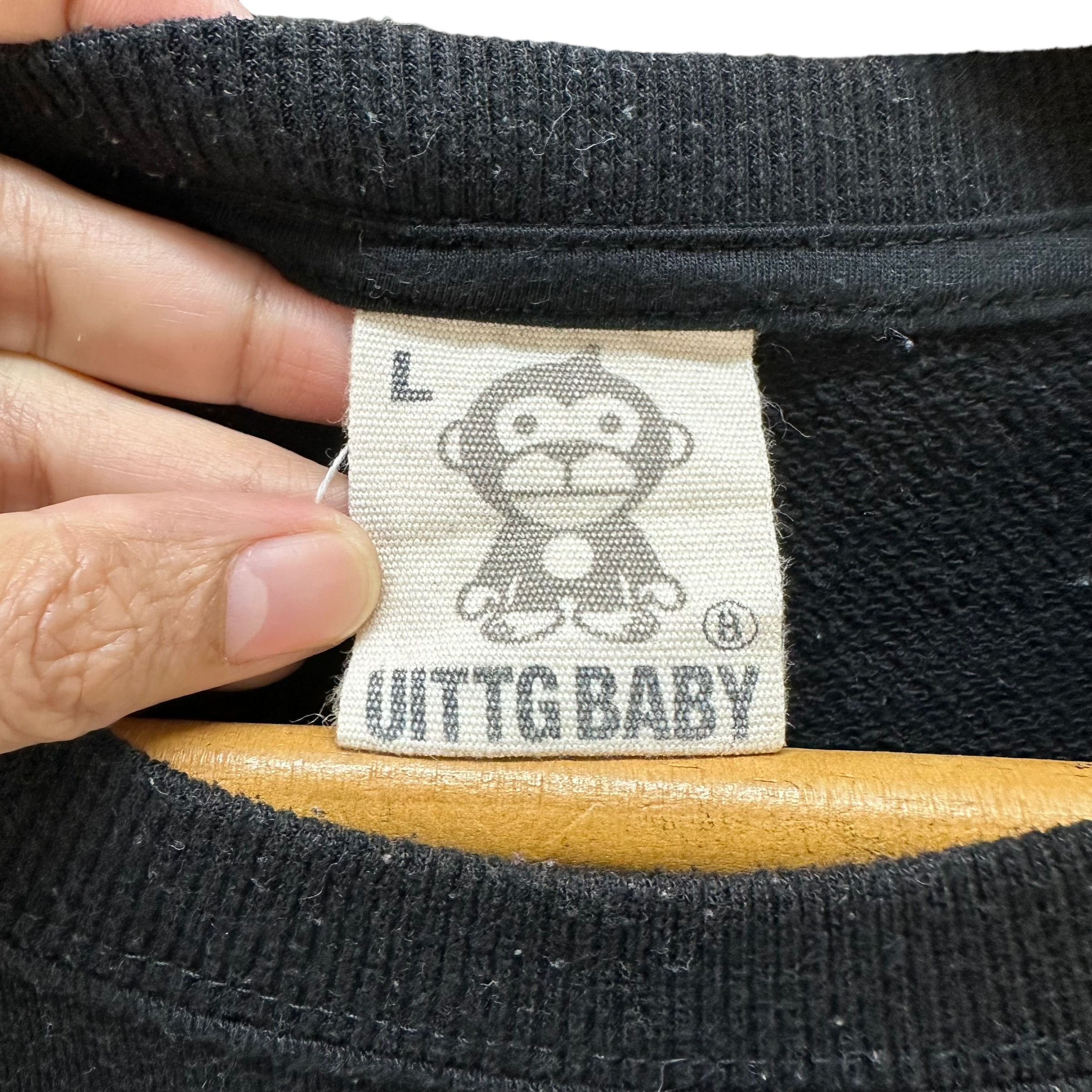 Japanese Brand UITTG BABY Big Logo Graphic Print Sweatshirts #9197-69 Size US L / EU 52-54 / 3 - 7 Thumbnail