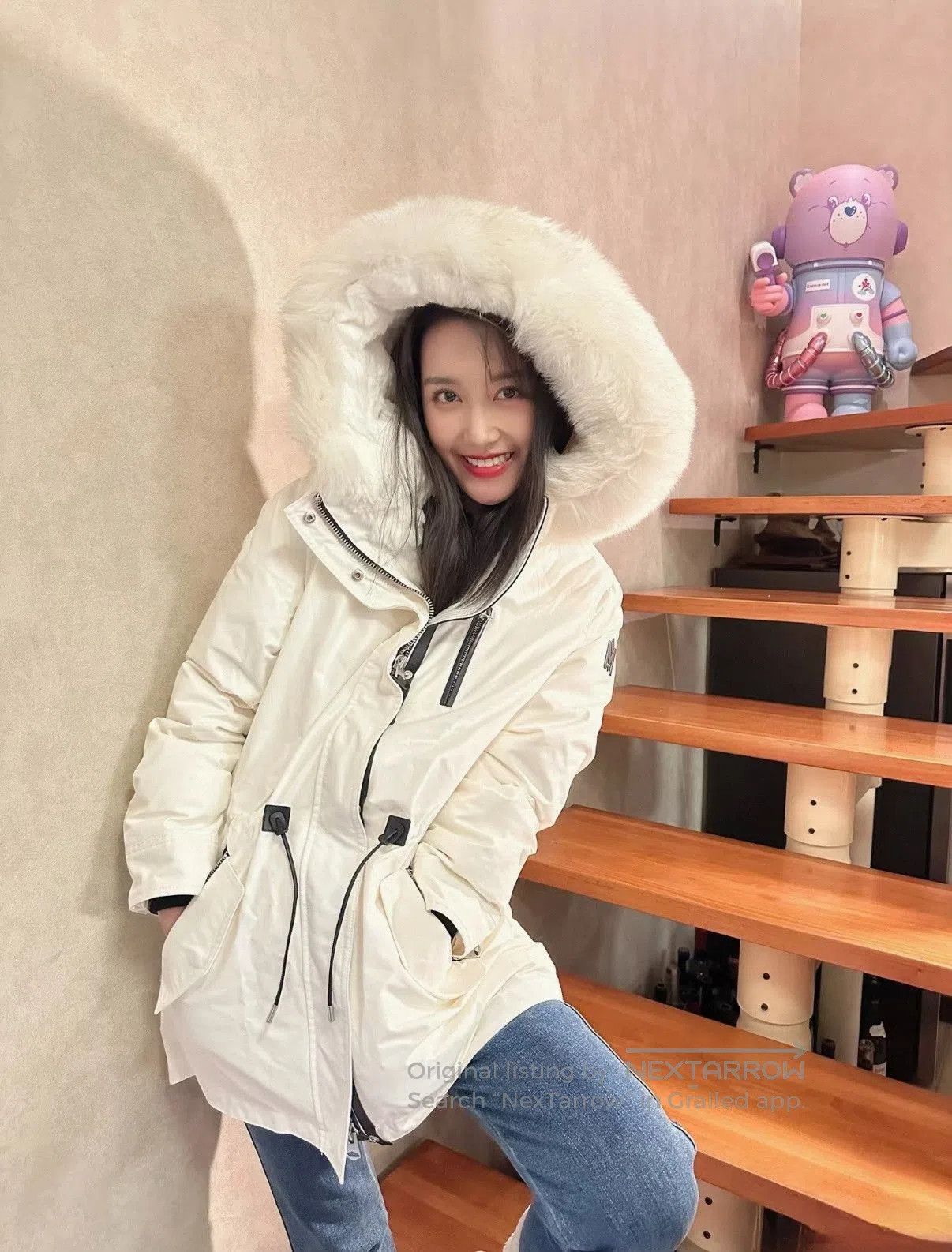 Mackage Mackage Women's White Fox Fur Down Jacket. Size S / US 4 / IT 40 - 2 Thumbnail