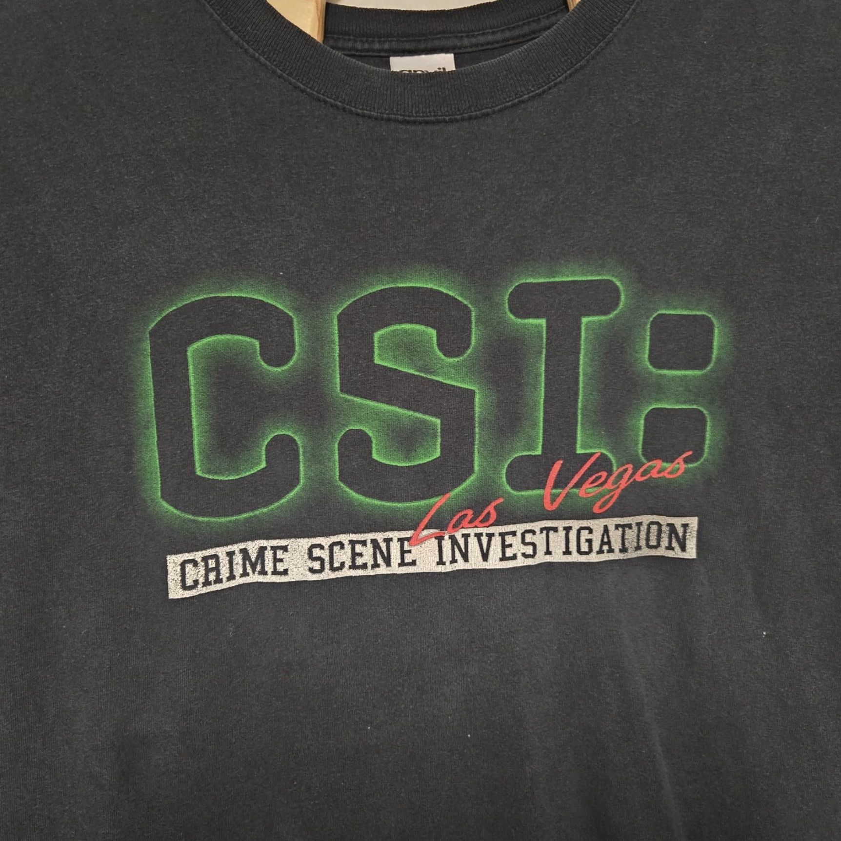 Vintage VINTAGE CSI Las Vegas T-Shirt XL Black Logo Short Sleeve Mens Retro 2000s TV Show Promo Size US XL / EU 56 / 4 - 4 Thumbnail