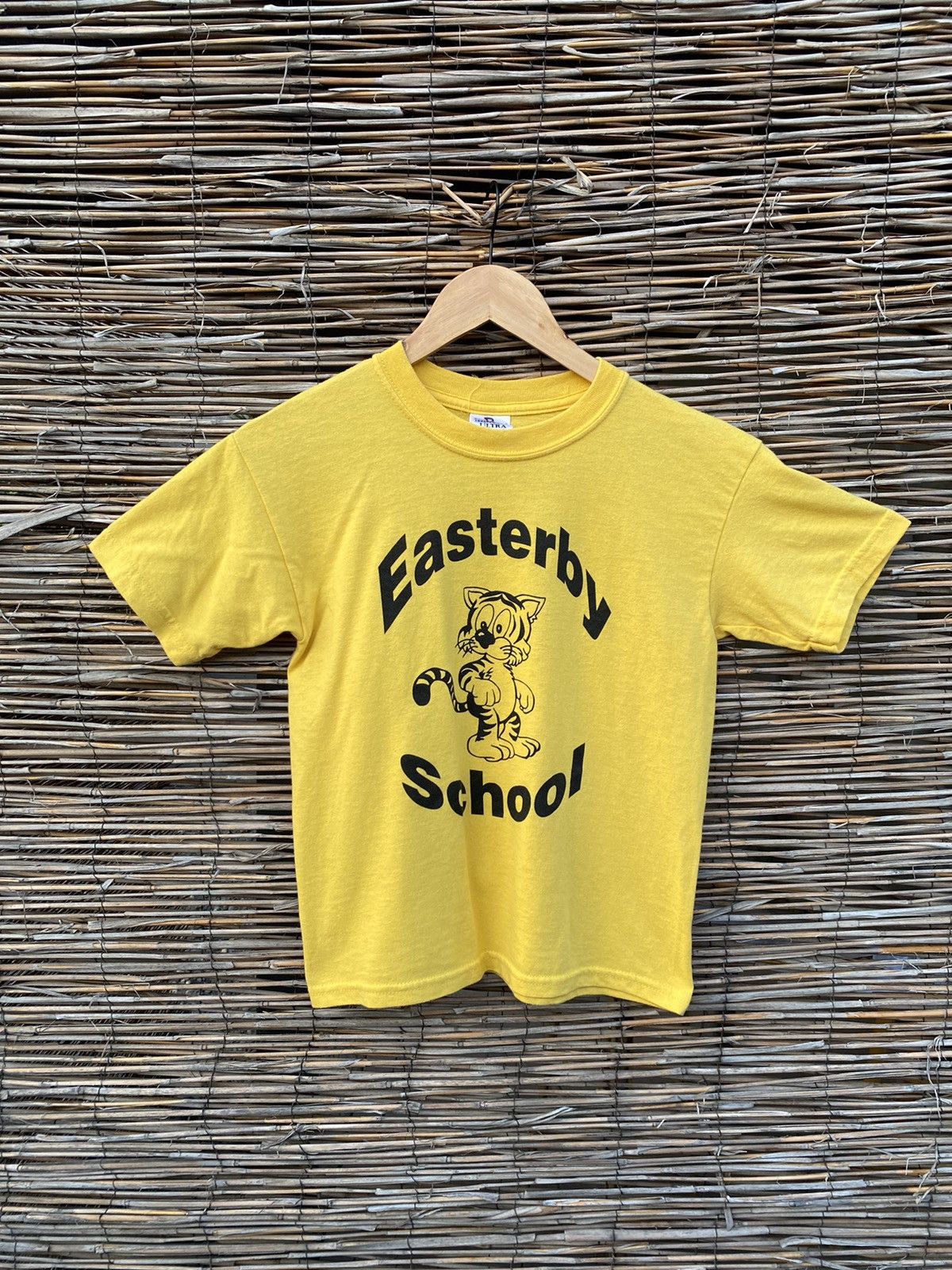 Gildan × Vintage Vintage east bay tigers baby tshirt Size XS / US 0-2 / IT 36-38 - 1 Thumbnail