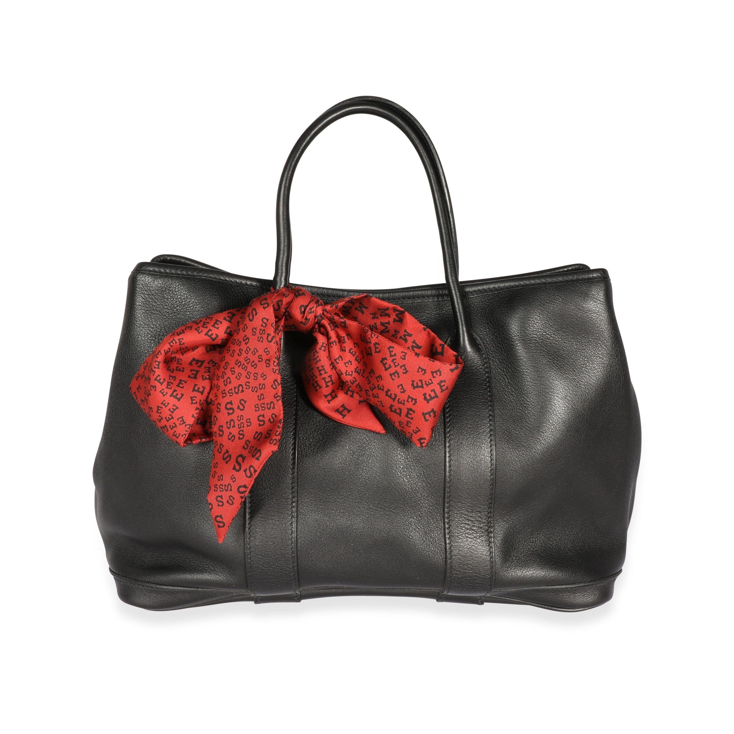 Hermès Reversible Black Swift & Rouge H Scattered Letters Silk Garden Party 30