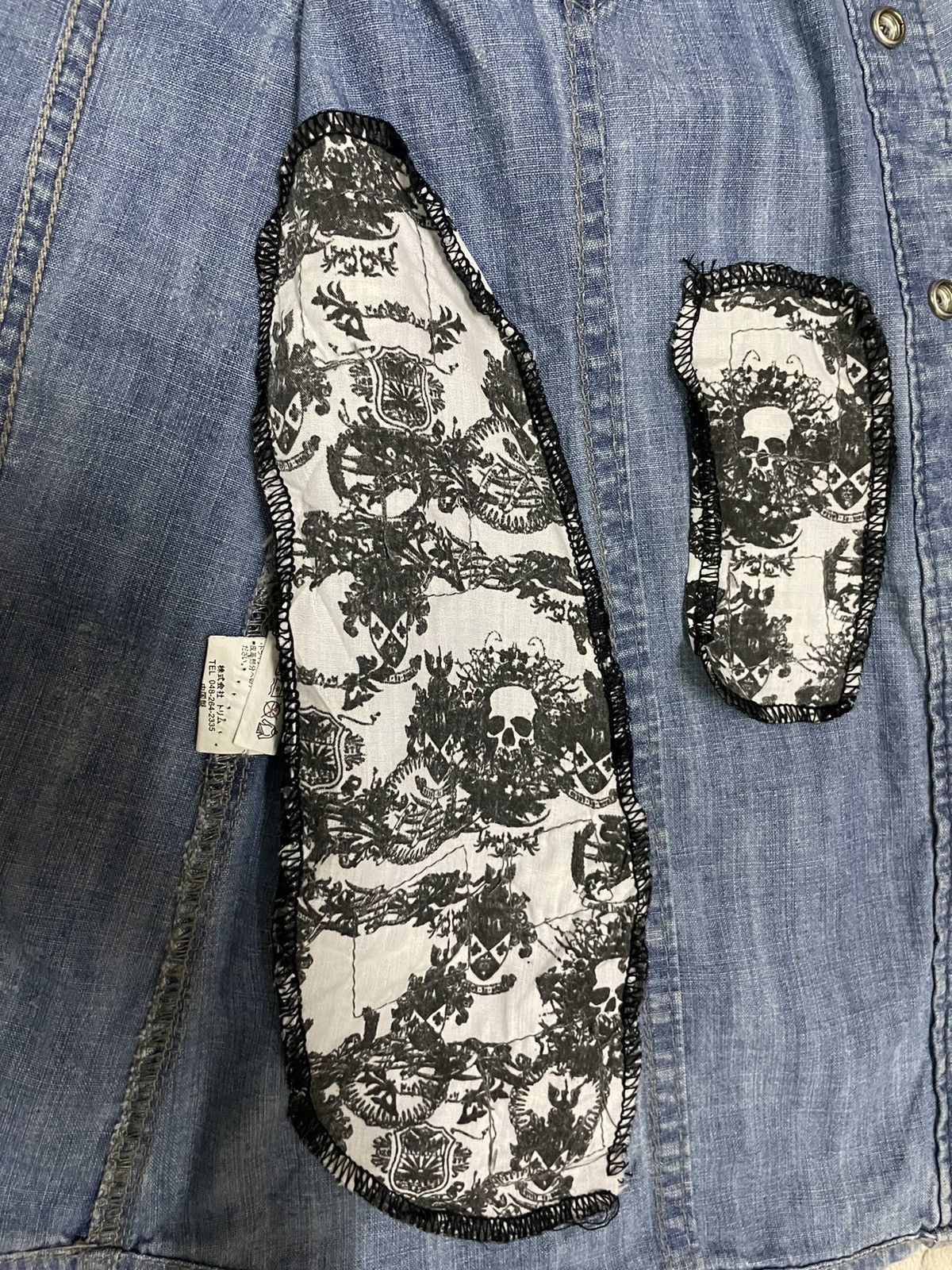 Japanese Brand Japanese Brand Skull Patches Ripped Denim Western Shirt Size S / US 4 / IT 40 - 12 Thumbnail