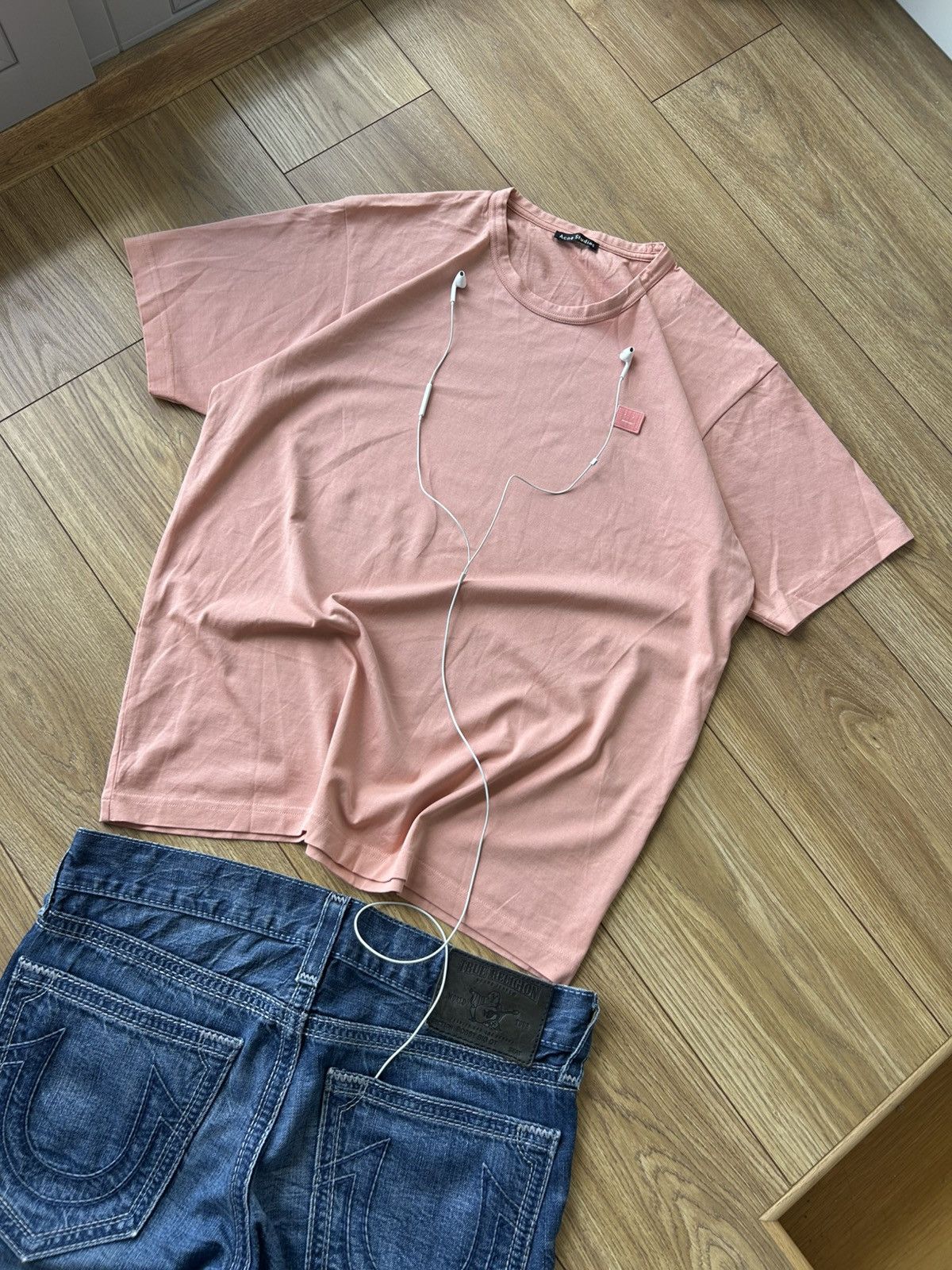 Acne Studios Acne Studio face logo stain T shirt Size US XL / EU 56 / 4 - 1 Thumbnail