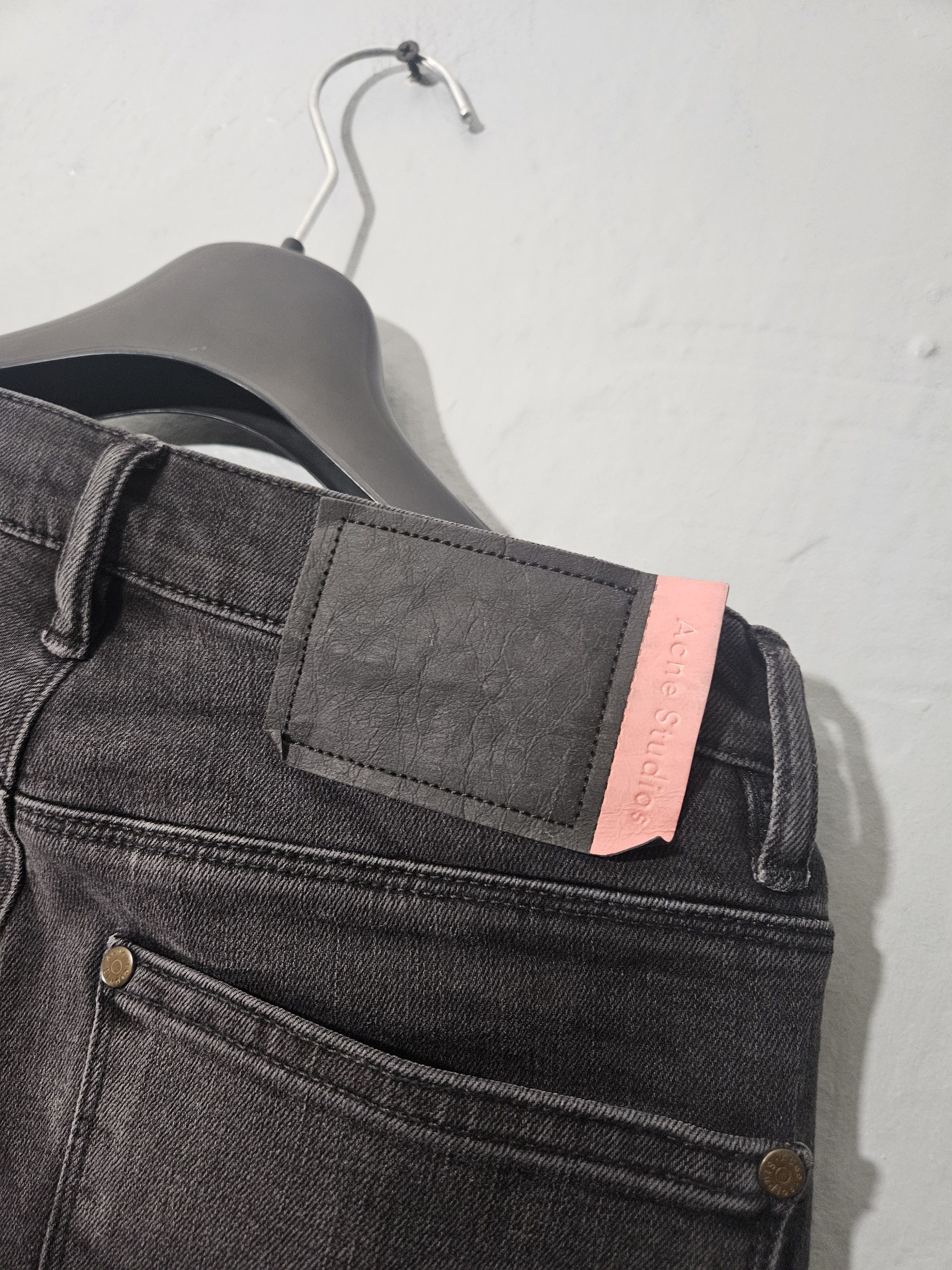 Acne Studios Blå Konst Max Used Blk Back Patch Denim Jeans Size US 28 / EU 44 - 7 Thumbnail