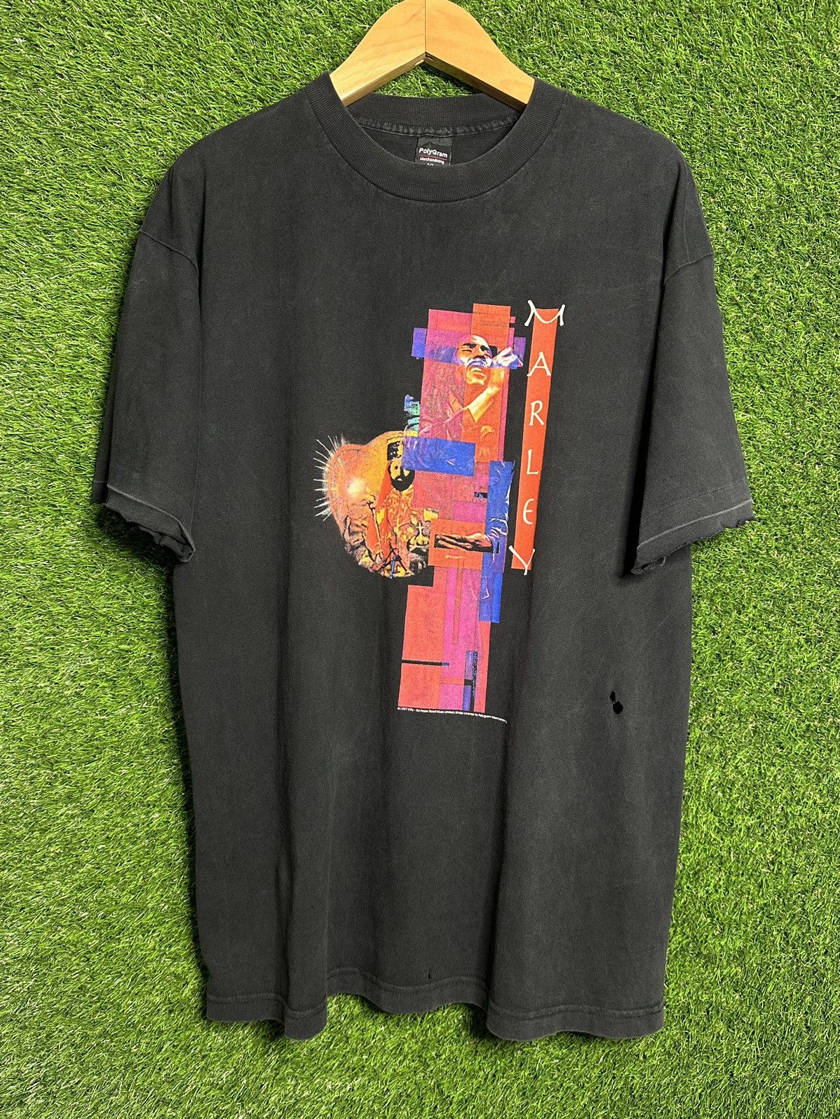 Vintage 💥Vintage Bob Marley Haile Selassie Polygram 1997 T-Shirt Size US XL / EU 56 / 4 - 1 Thumbnail