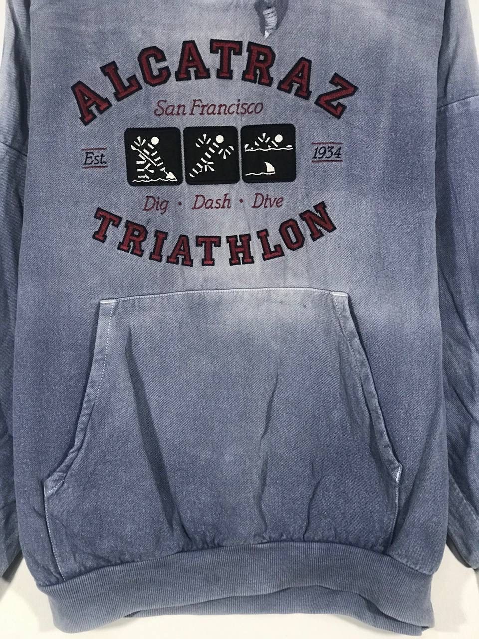 Vintage vintage alcatraz san Francisco prison triathon eacape Size US M / EU 48-50 / 2 - 4 Thumbnail