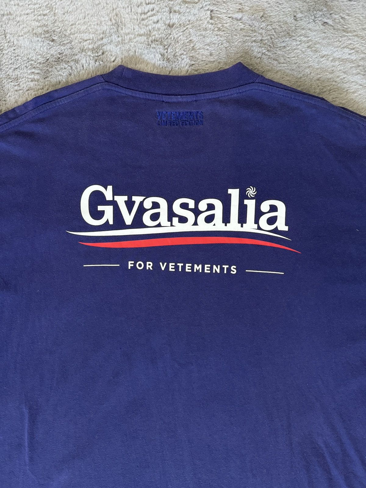 Vetements Gvasalia For Vetements Logo T-Shirt Size US S / EU 44-46 / 1 - 11 Thumbnail