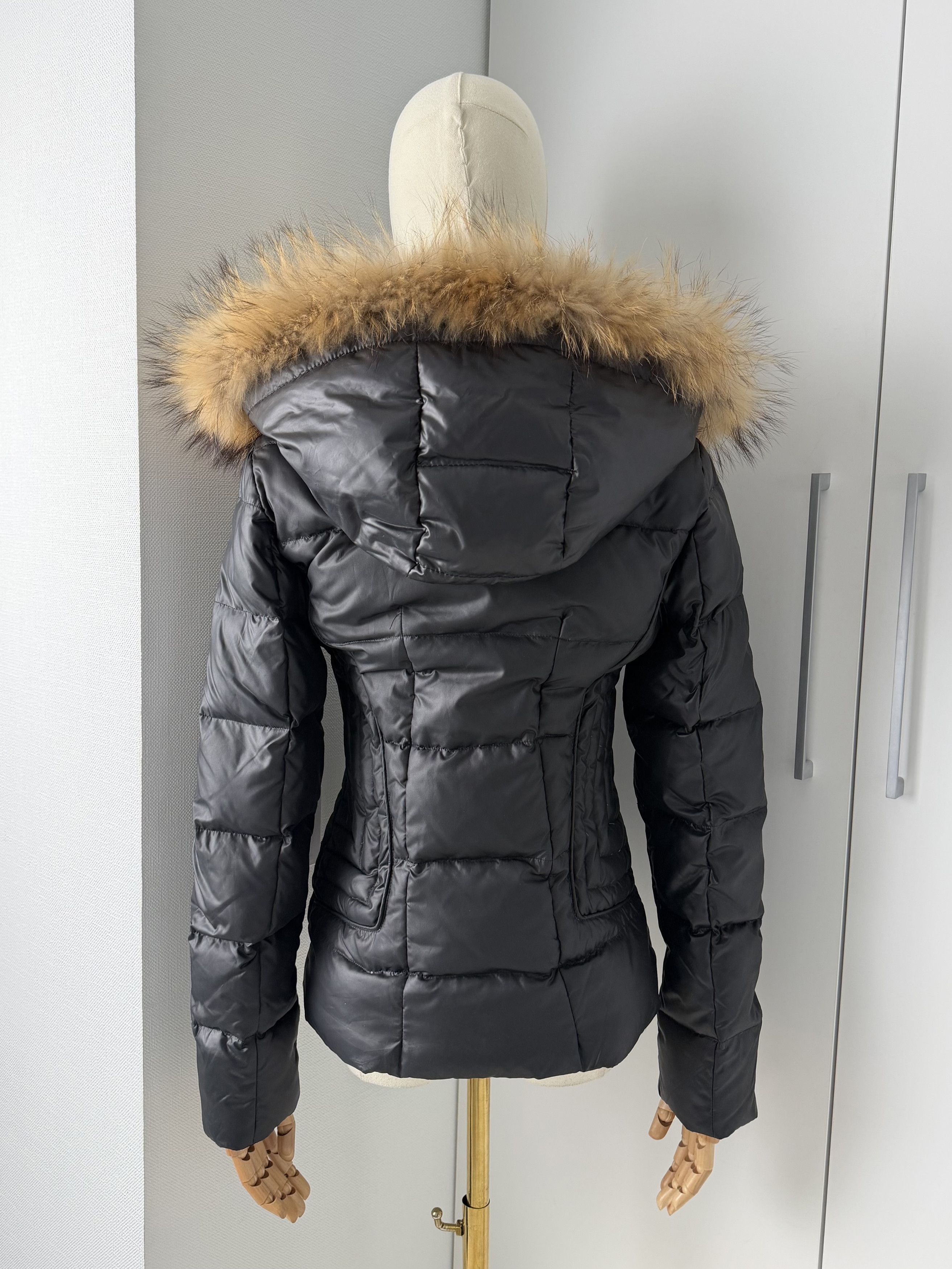 Vintage Y2K Puffer Jacket Women Hooded Quilted Coat Fur Trim Fitted Size S / US 4 / IT 40 - 5 Thumbnail