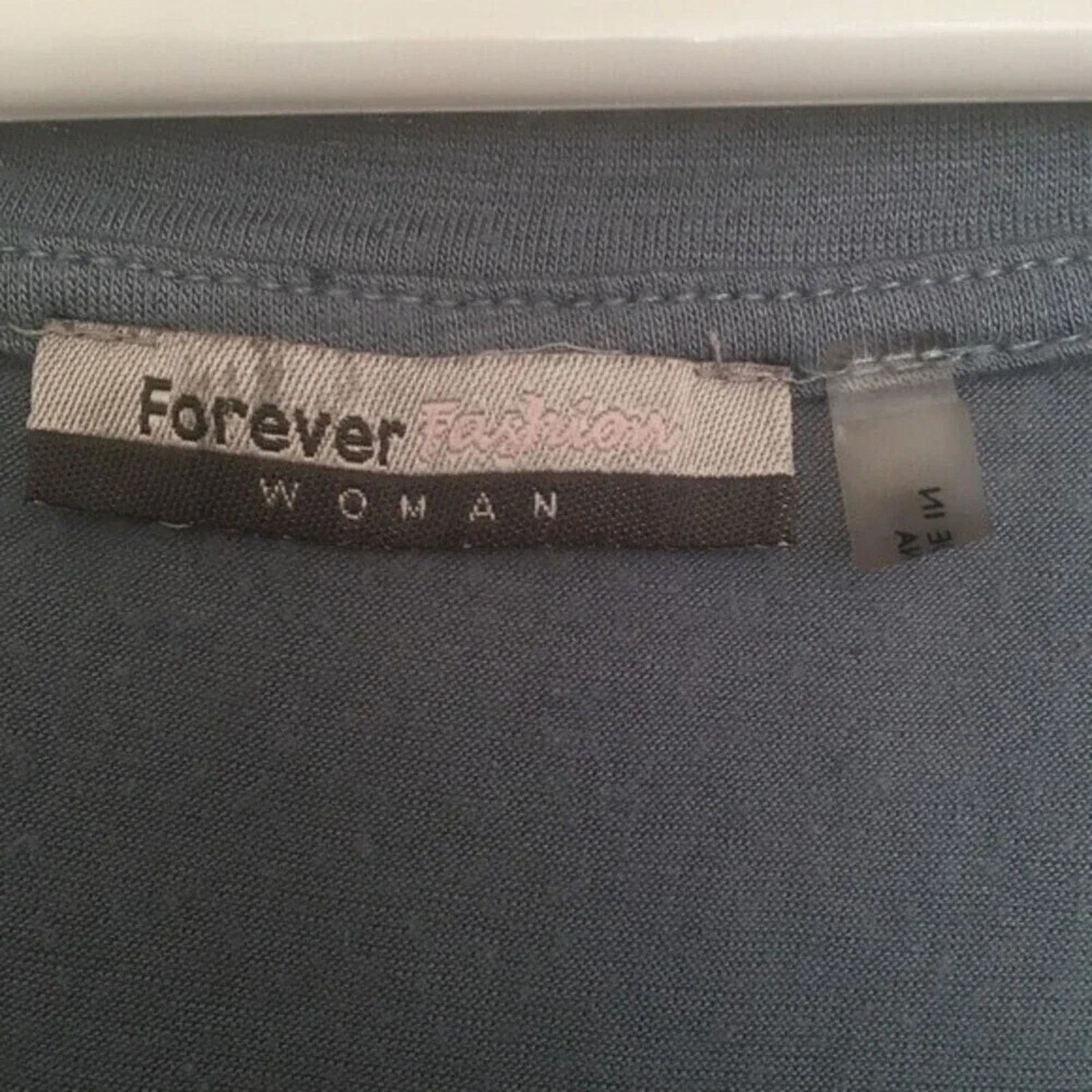 The Unbranded Brand Forever Fashion Woman top, size 2X Size XXL / US 16-18 / IT 52-54 - 4 Thumbnail