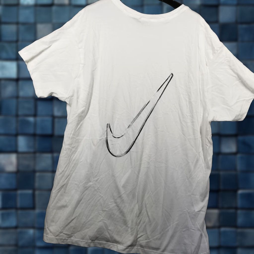 Nike Nike Women's Big Swoosh Shirt 1X Baggy Loose Fit White DH3025-100 NEW Size XL / US 12-14 / IT 48-50 - 1 Thumbnail