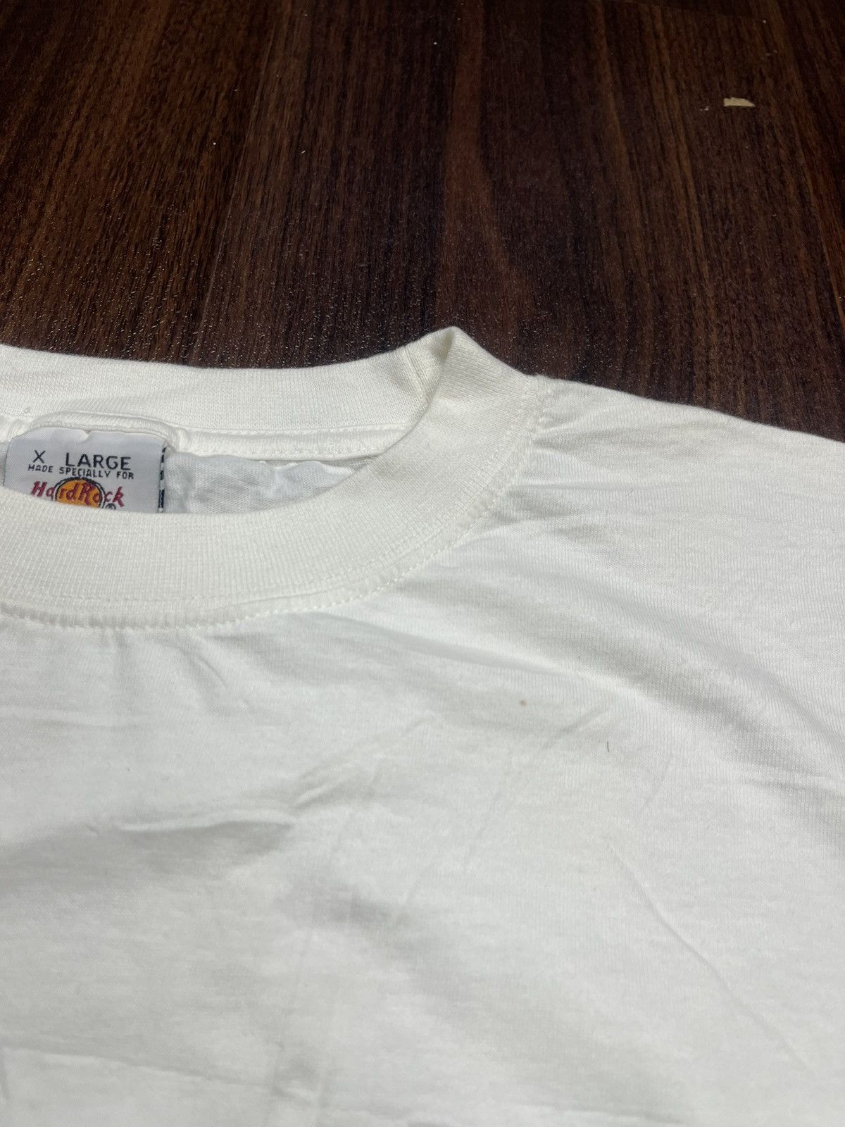 Hard Rock Cafe Vintage Hard Rock Cafe Yokohama Heavy Tee XL Size US XL / EU 56 / 4 - 9 Thumbnail