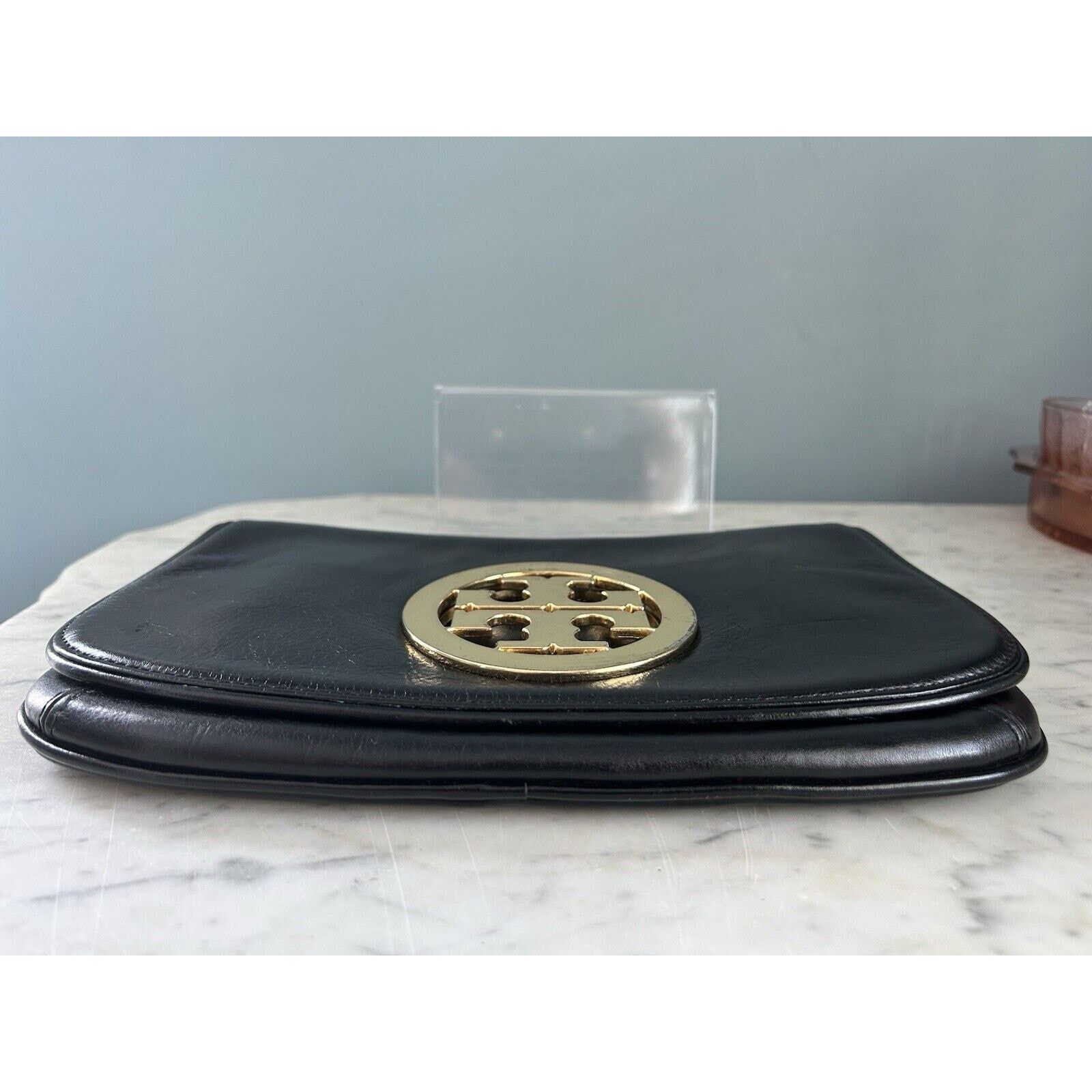Tory Burch Tory Burch Reva Black Leather Crossbody Clutch Purse Bag Size ONE SIZE - 9 Thumbnail