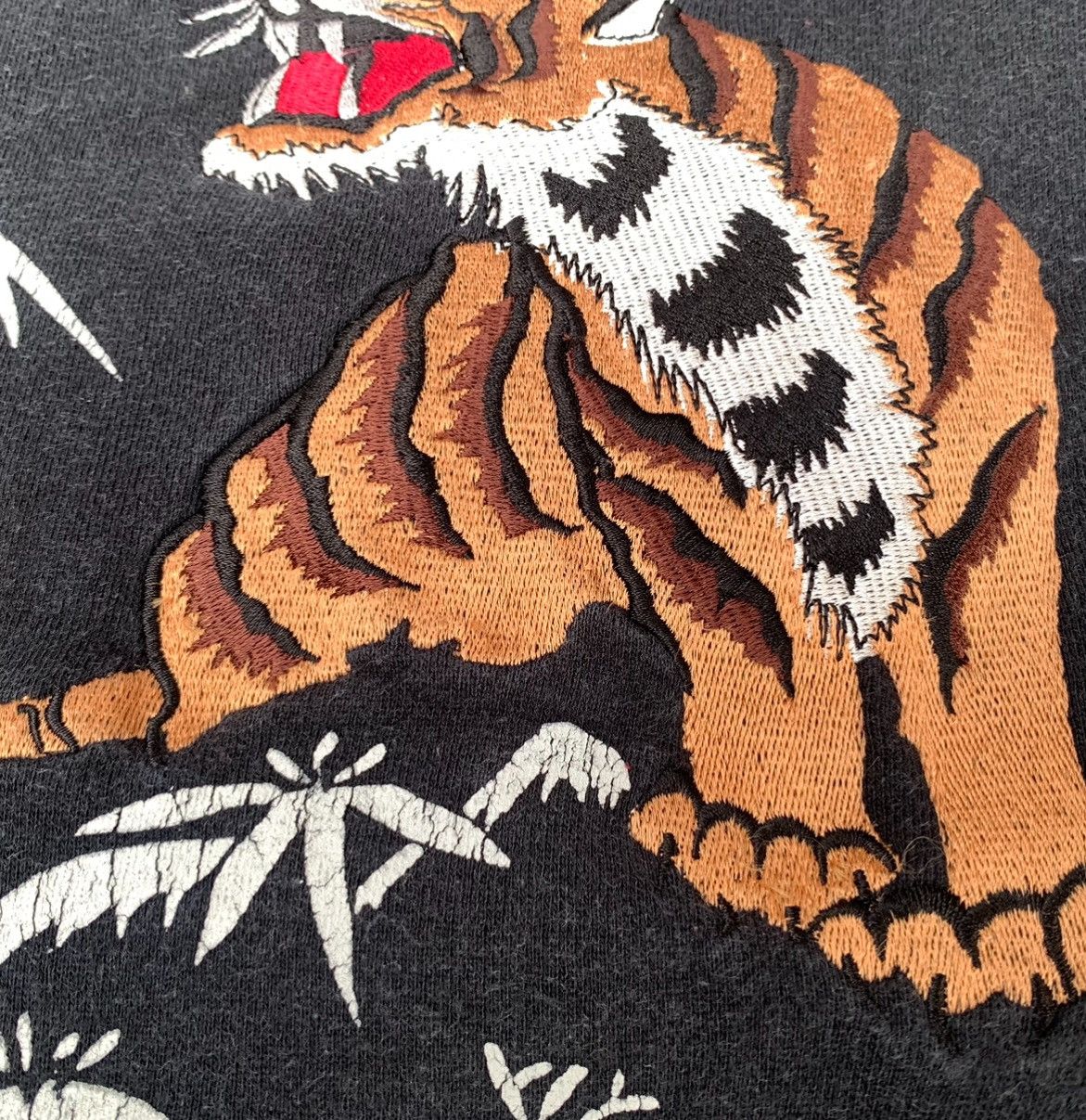 Japanese Brand Japan Dragon Embroidered Logo Sukajan Style Size US L / EU 52-54 / 3 - 10 Thumbnail
