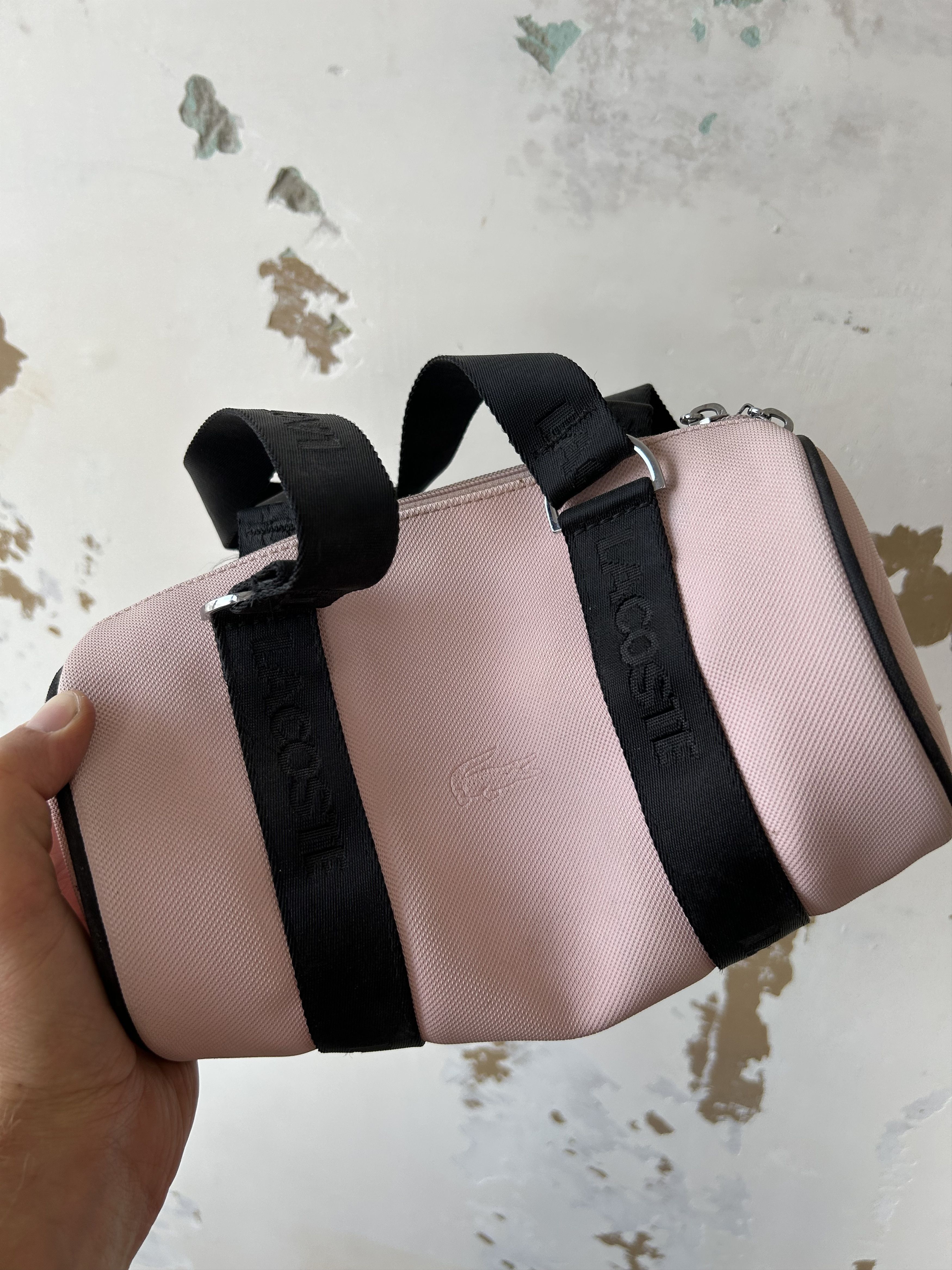 Lacoste Lacoste Bag New Classic 23 Shoulder Cross-Body Tube Size ONE SIZE - 1 Thumbnail