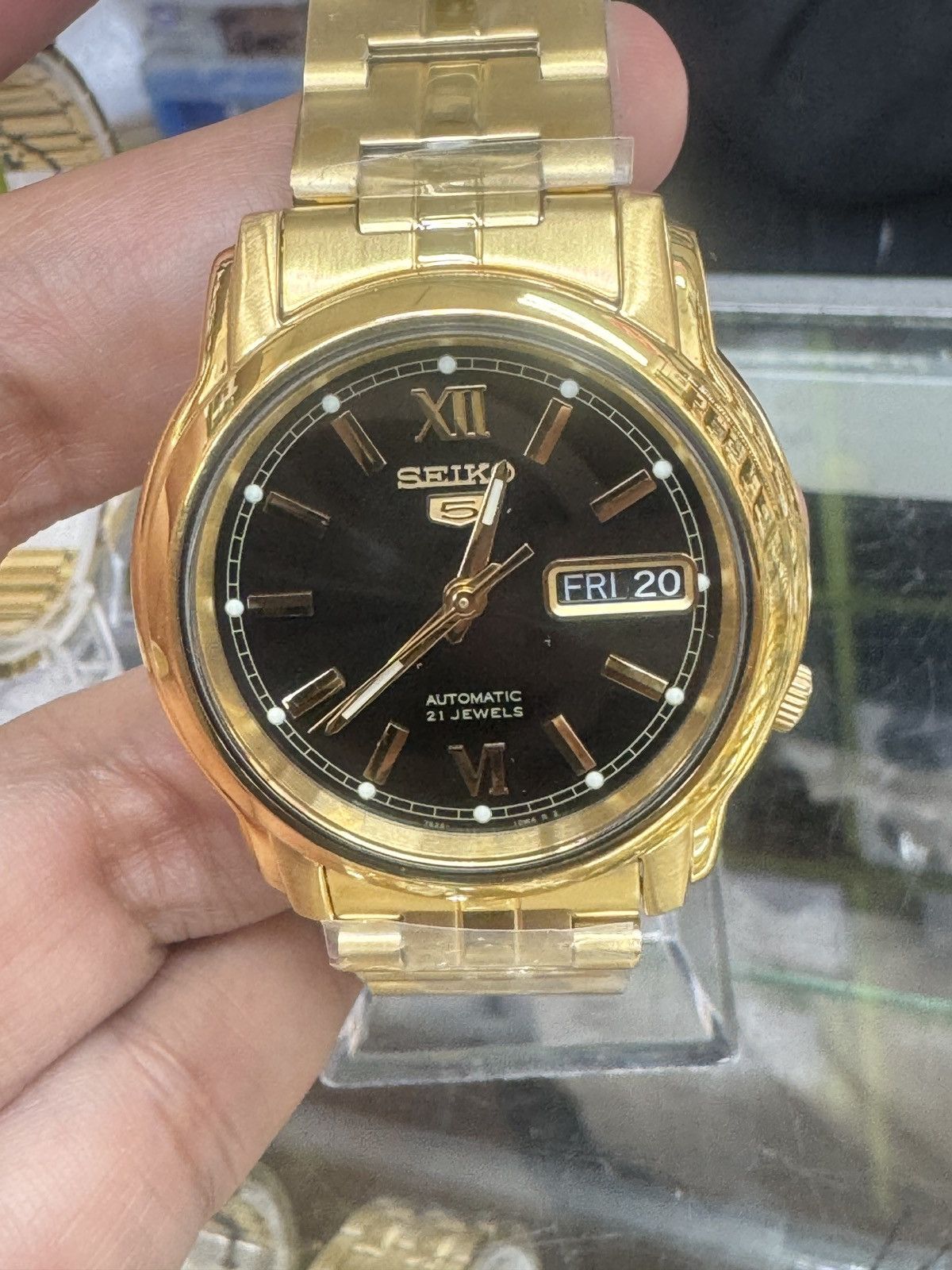Seiko Seiko Men's Seiko 5 Automatic Gold Dial Size 40 - 1 Thumbnail