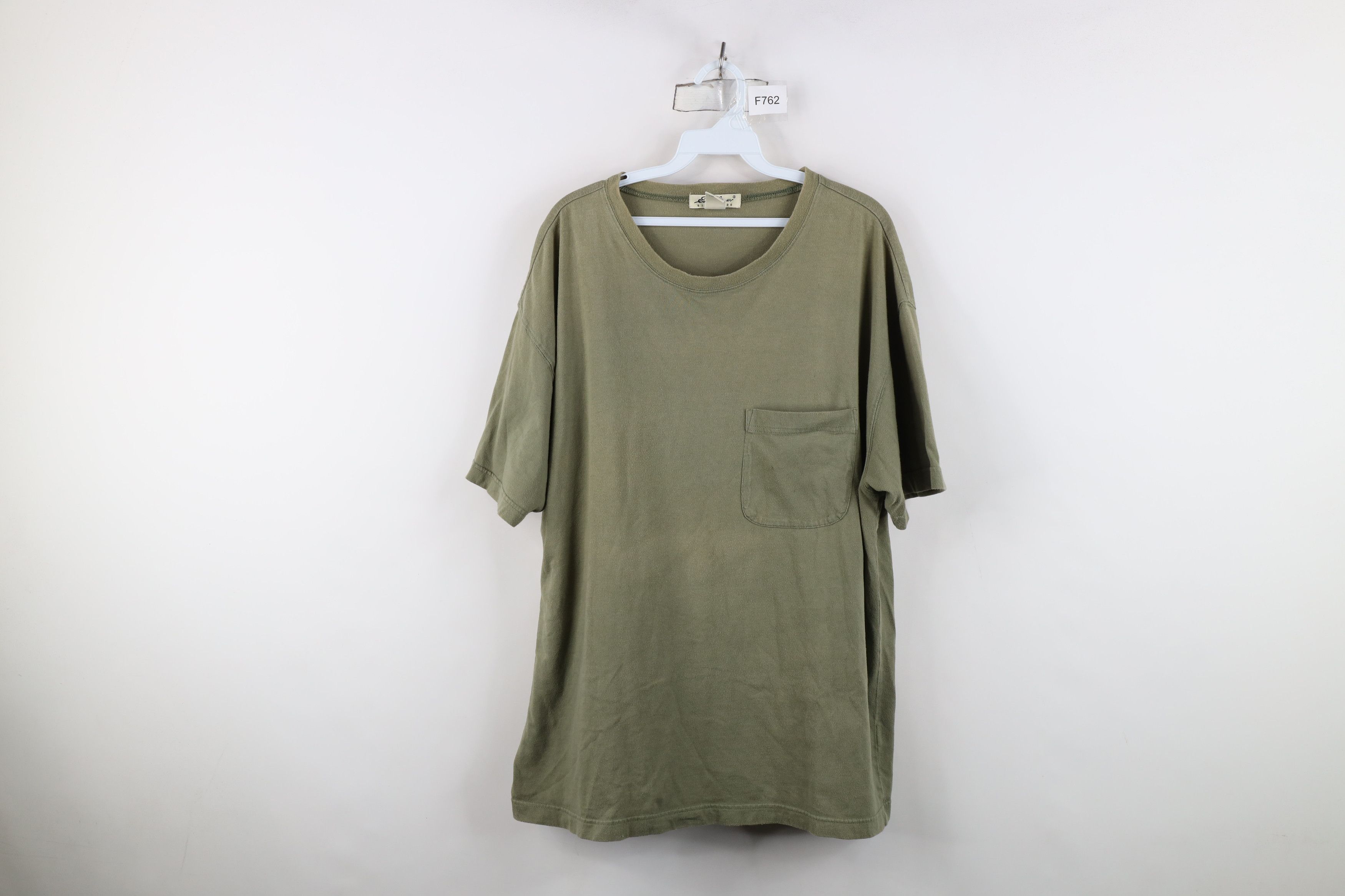 Eddie Bauer Vintage 90s Eddie Bauer Blank Cotton Pocket T-Shirt Green Size US XL / EU 56 / 4 - 1 Thumbnail