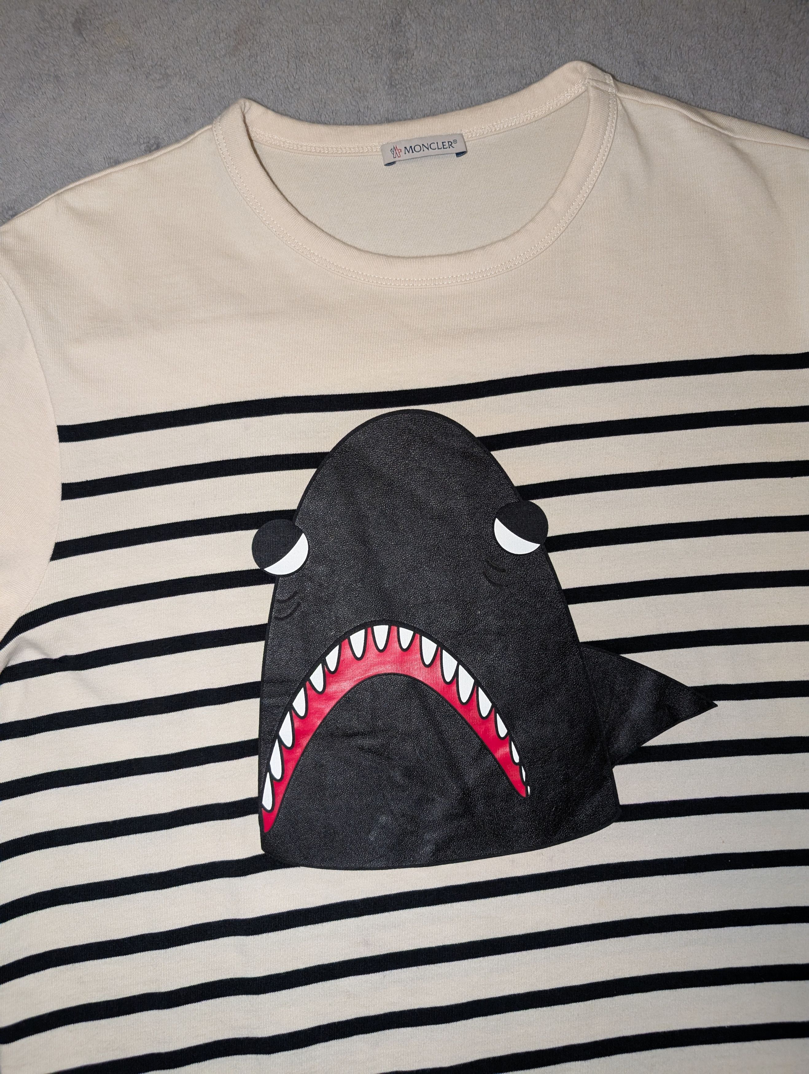 Moncler MONCLER MAGLIA LEATHER SHARK T-SHIRT Size US L / EU 52-54 / 3 - 2 Thumbnail