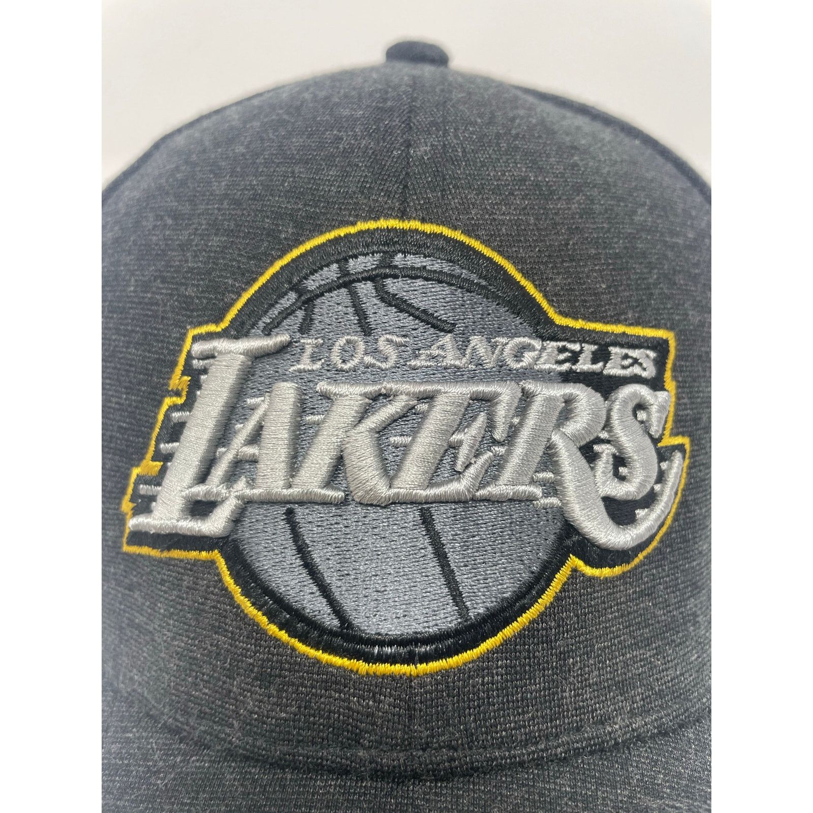 New Era Los Angeles Lakers LA Stretch Fit Hat NBA Cap Brand NEW Size ONE SIZE - 4 Thumbnail