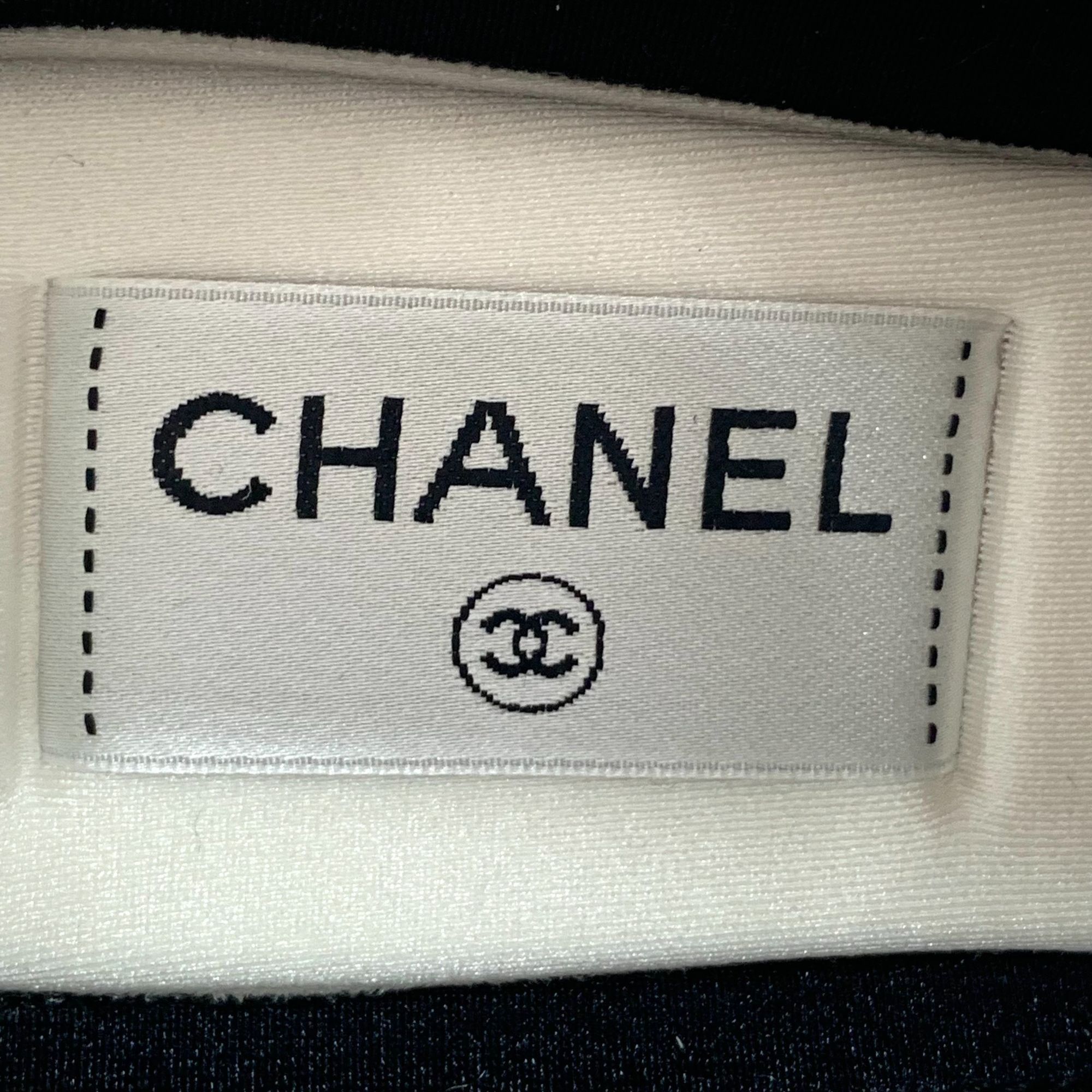 Chanel Chanel Tweed & Leather Pink/Beige Lace-Up Sneakers Size US 7.5 / IT 37.5 - 7 Thumbnail