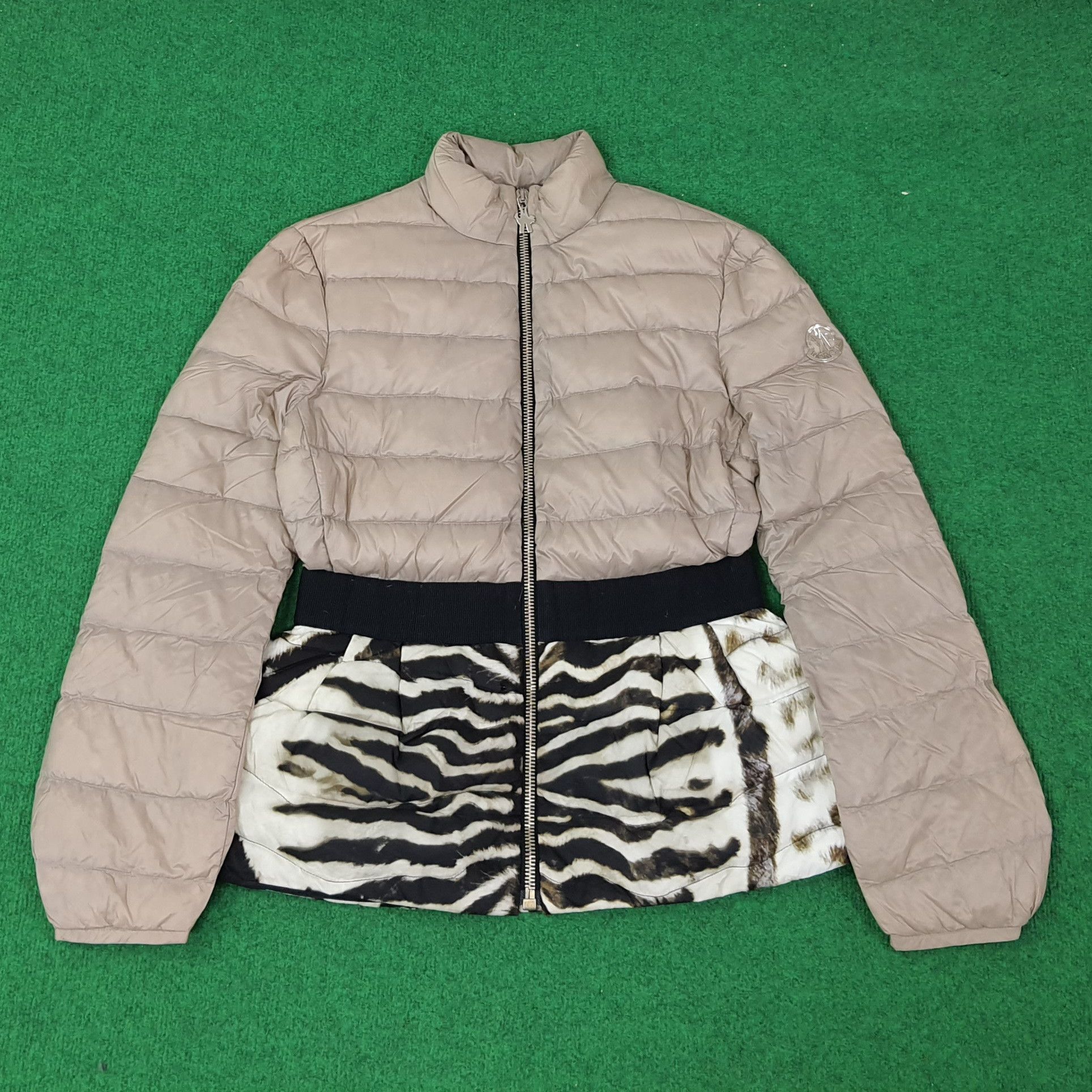 Moncler Vintage Moncler Designer Outdoor Puffer Jacket C247N26 Size S / US 4 / IT 40 - 1 Thumbnail