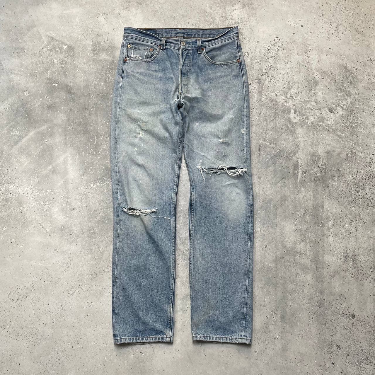 Distressed Denim × Levi