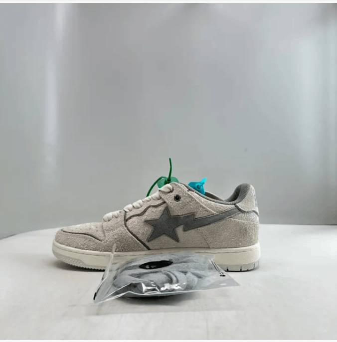 Bape BAPE Bapesta Low "Light Grey" / "Grey Suede Star" Size US 9 / EU 42 - 5 Thumbnail