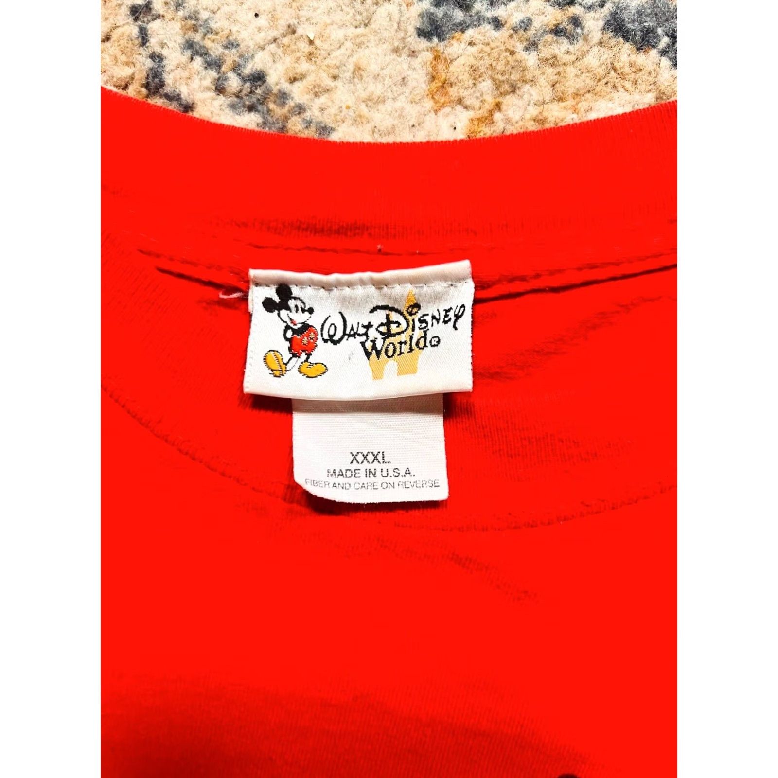 Disney VINTAGE Disney Walt Disney World Mickey Mashup Shirt XX-Large Men Red 90s Winnie The Pooh T-Shirt American USA Disney Size US XXL / EU 58 / 5 - 3 Thumbnail
