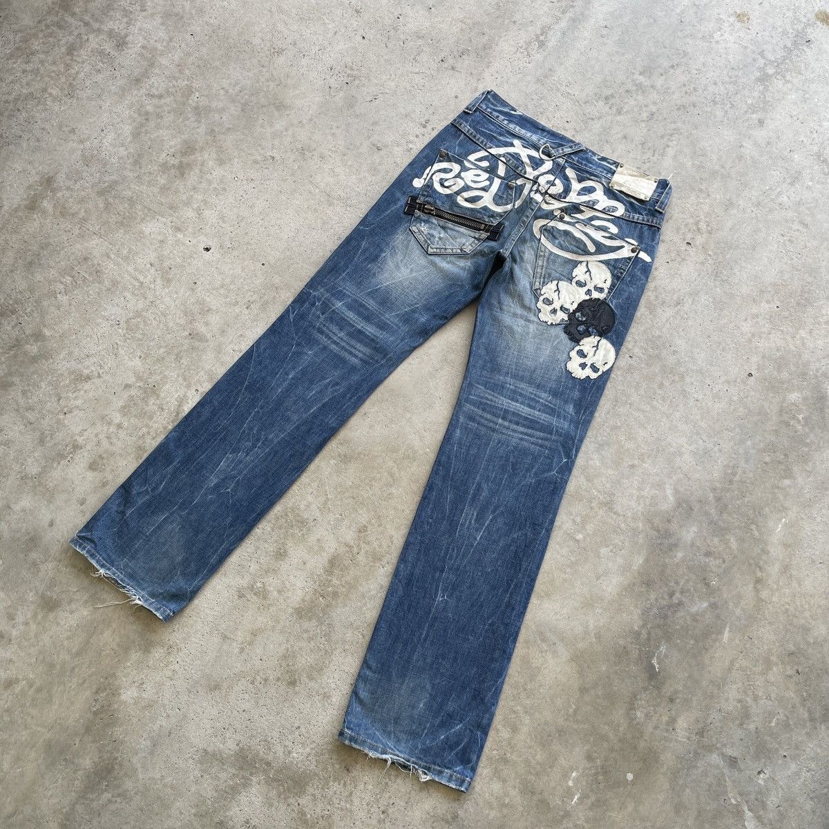 If Six Was Nine Vintage Japan Jeans Skulls Distressed Faded Denim Pants W32 Size US 32 / EU 48 - 17 Thumbnail