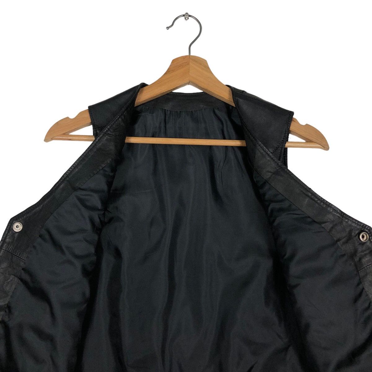 Japanese Brand 🔥90’s Soft Leather Riot Riot Vest Biker Wear Issey Miyake Size US M / EU 48-50 / 2 - 13 Thumbnail