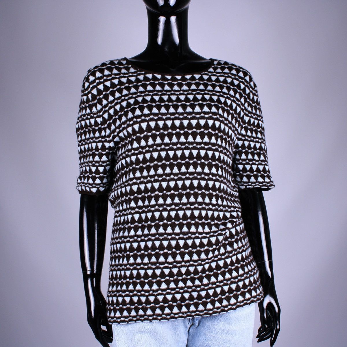 Salvatore Ferragamo × Vintage Vintage Salvatore Ferragamo Wool Cashmere Geometric T-Shirt Size M / US 6-8 / IT 42-44 - 2 Thumbnail