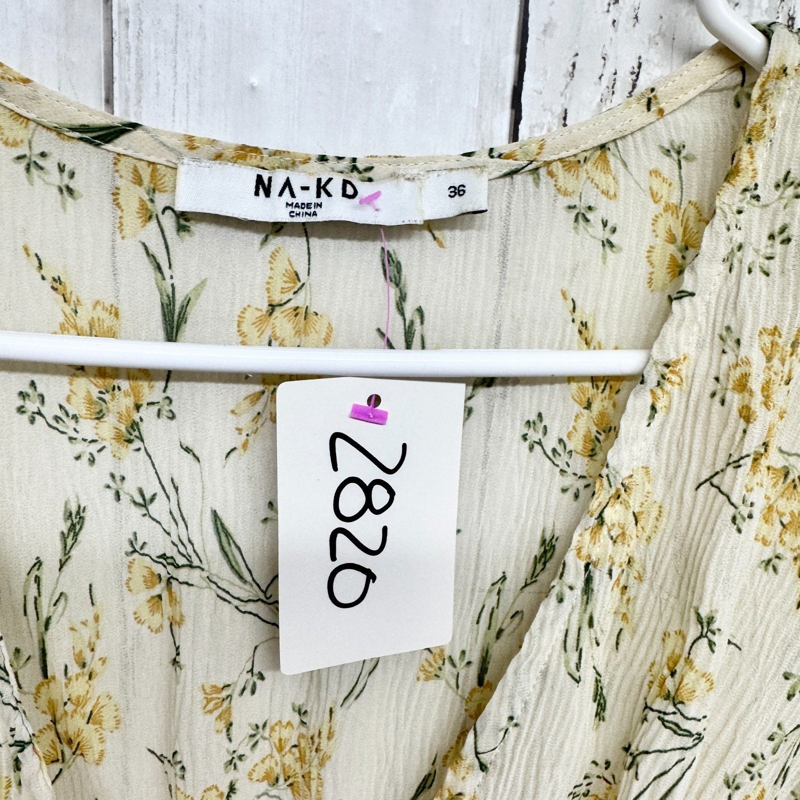 Other NA-KD Dress Sz 36 V-Neck Overlap Balloon Sleeve Smocked Mini Size L / US 10 / IT 46 - 2 Thumbnail